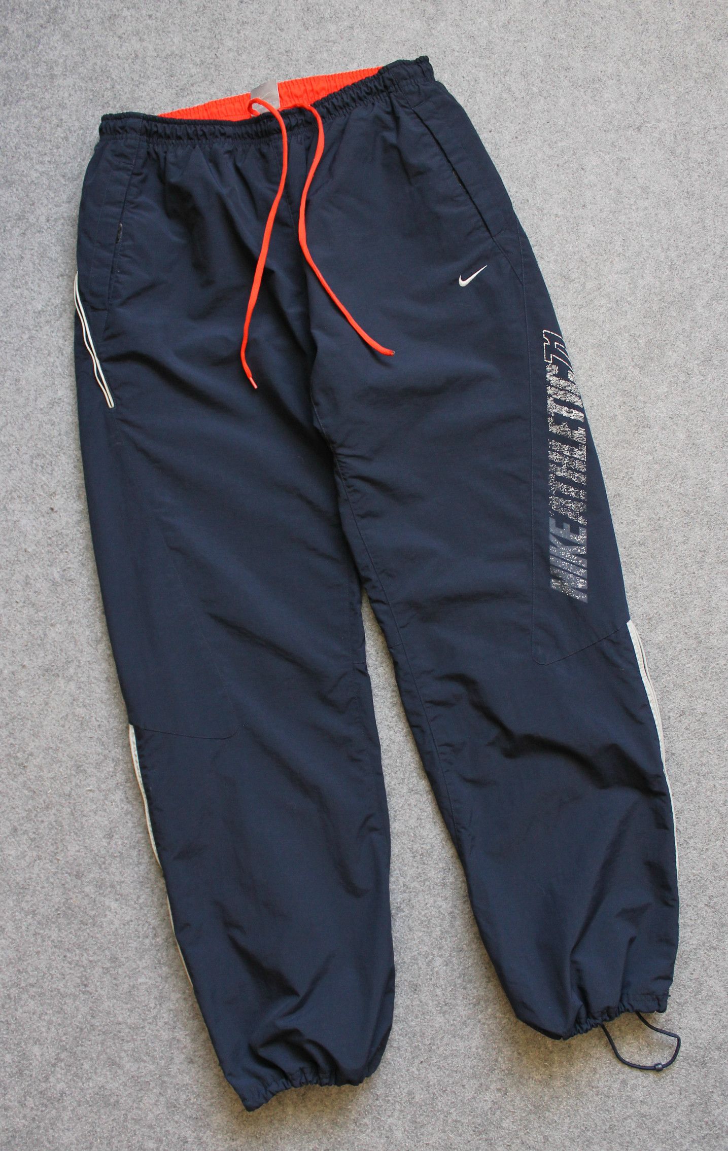 Vintage Vintage Nike embroidered swoosh sweatpants Size US 34 / EU 50 - 2 Thumbnail