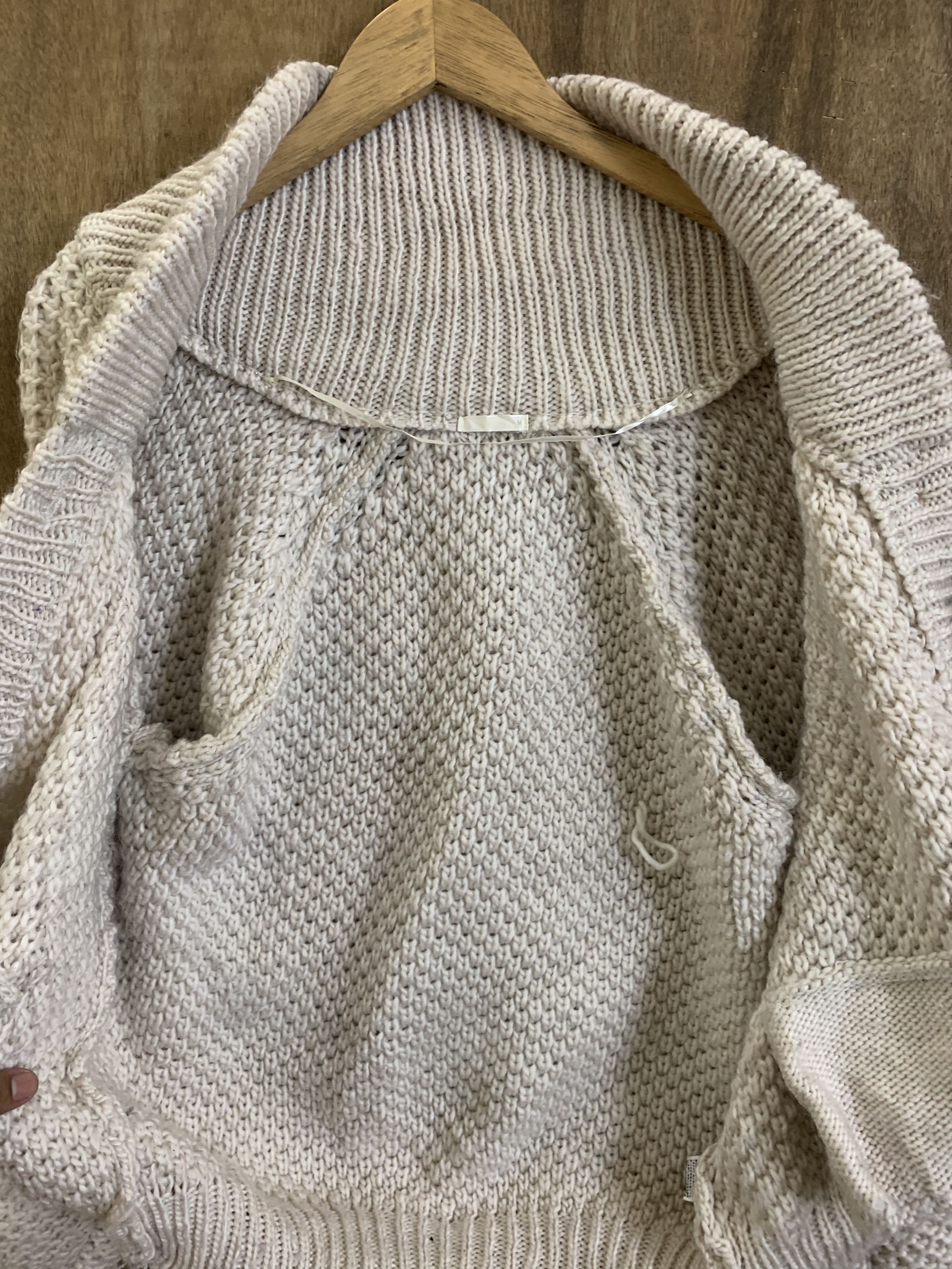 Japanese Brand Cable Knit Cardigan Vintage Japanese Branded Streetwear Size L / US 10 / IT 46 - 12 Thumbnail