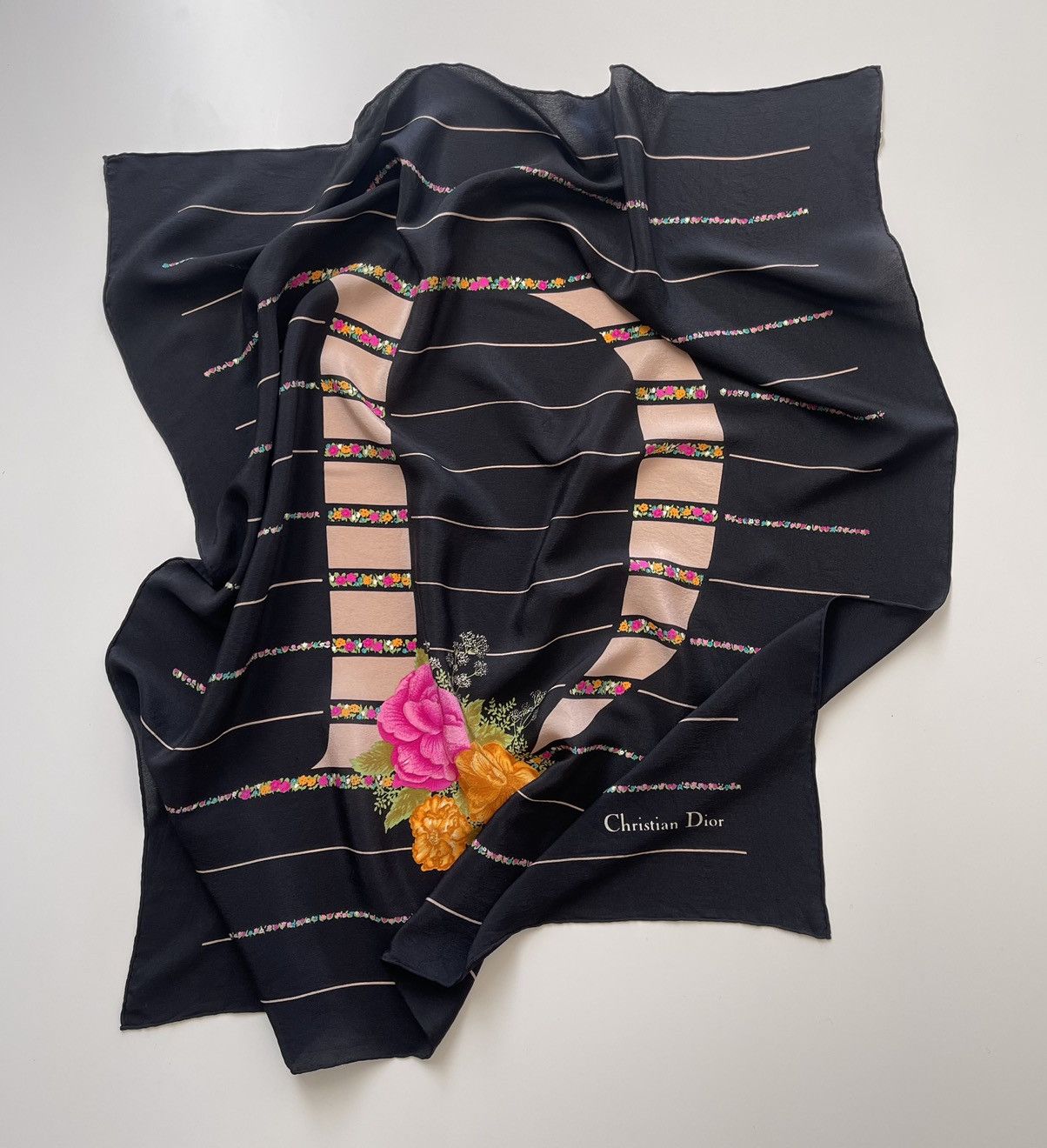 Christian Dior Monsieur Vintage Christian Dior Luxury Silk Scarves Size ONE SIZE - 5 Thumbnail