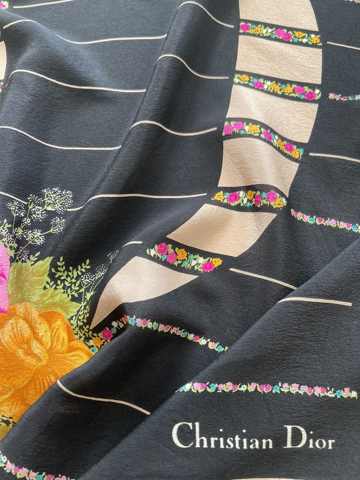 Christian Dior Monsieur Vintage Christian Dior Luxury Silk Scarves Size ONE SIZE - 7 Thumbnail