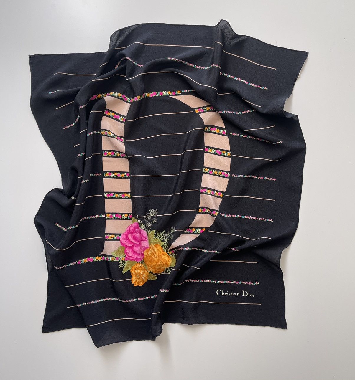 Christian Dior Monsieur Vintage Christian Dior Luxury Silk Scarves Size ONE SIZE - 4 Thumbnail