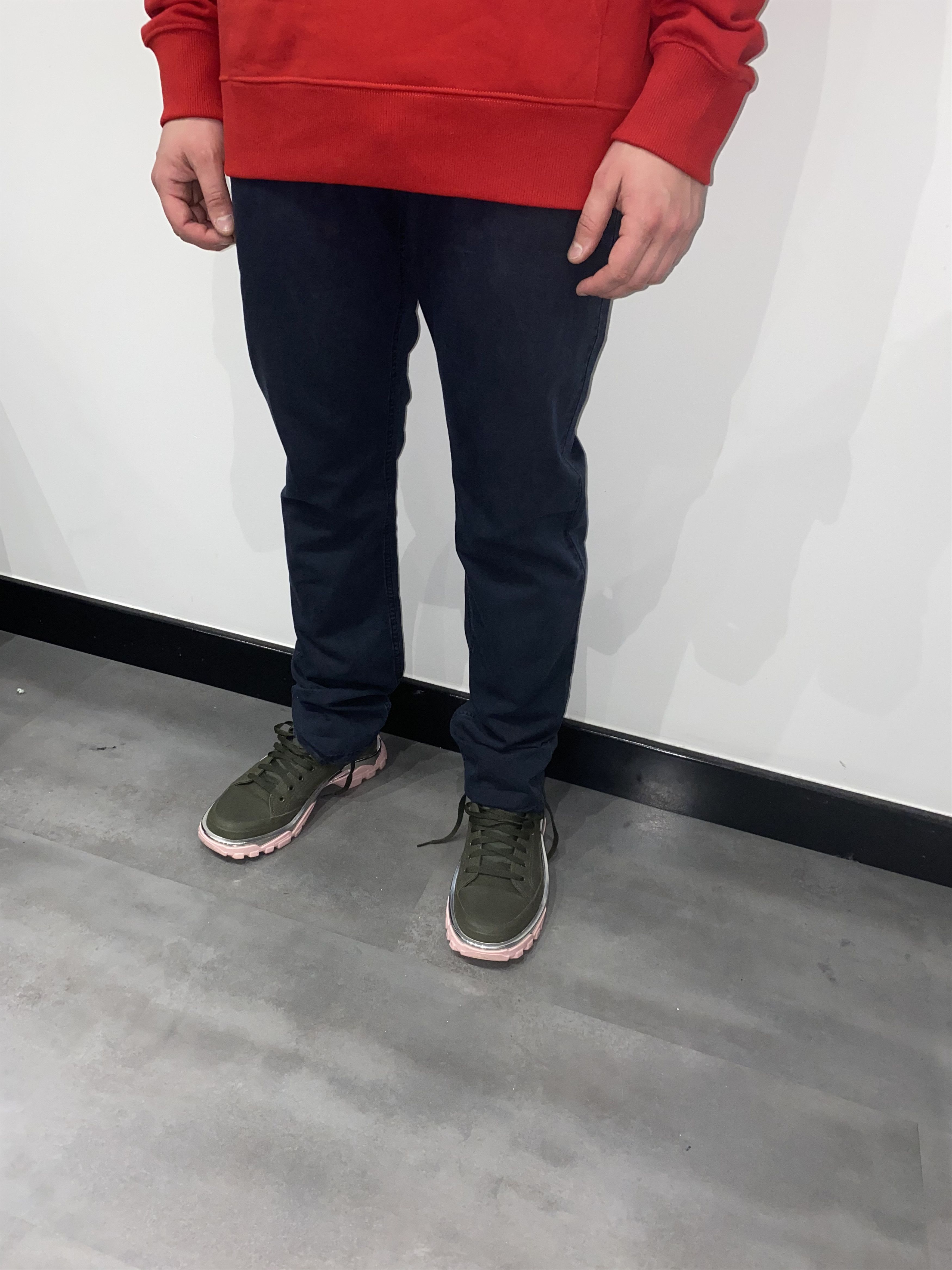 A.P.C. A.P.C. Washed Dark Blue Casual Pants Size US 34 / EU 50 - 1 Thumbnail