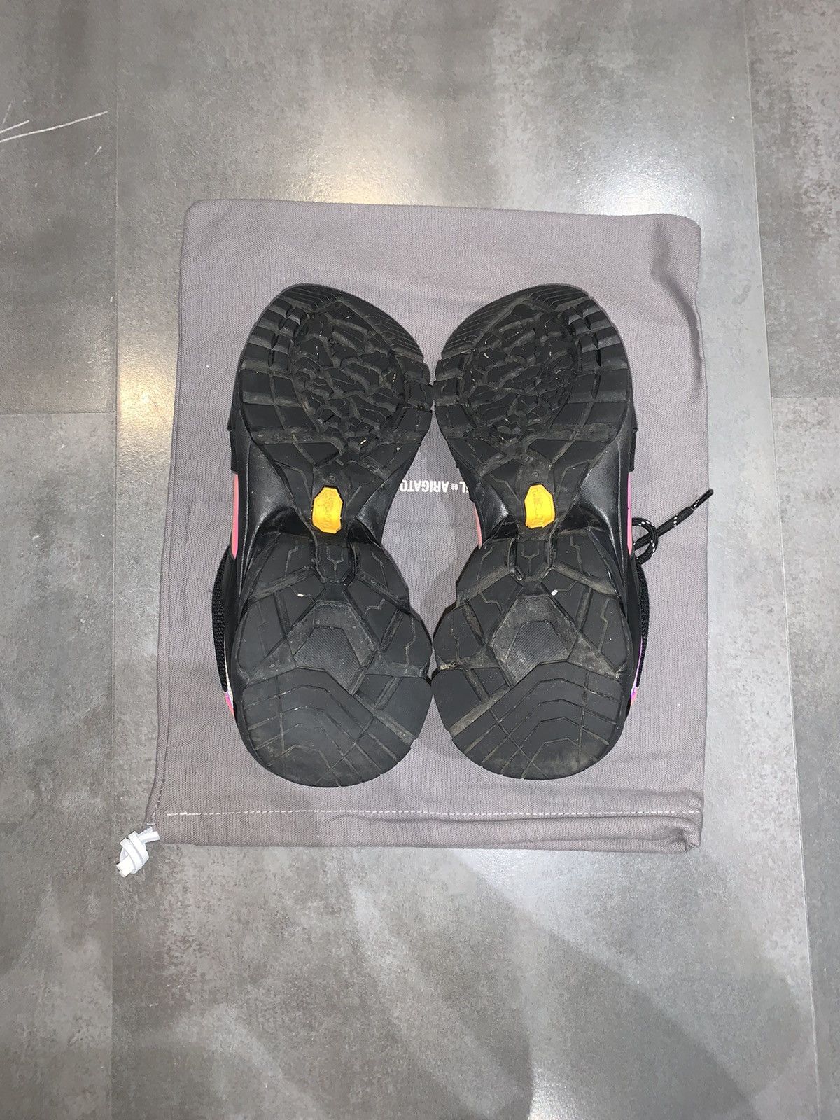 Axel Arigato SS19 Axel Arigato Tech Runner In Rainbow Black Size US 7 / EU 40 - 9 Thumbnail