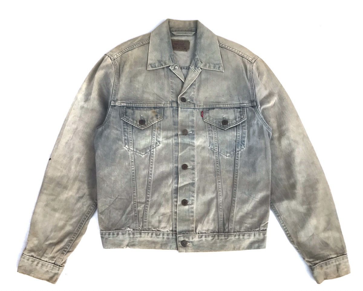 VINTAGE LEVI’S DENIM JACKET BUTTON UP