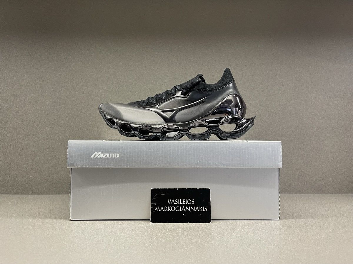 Mizuno Wave Prophecy Hajime Sorayama Dark Metallic