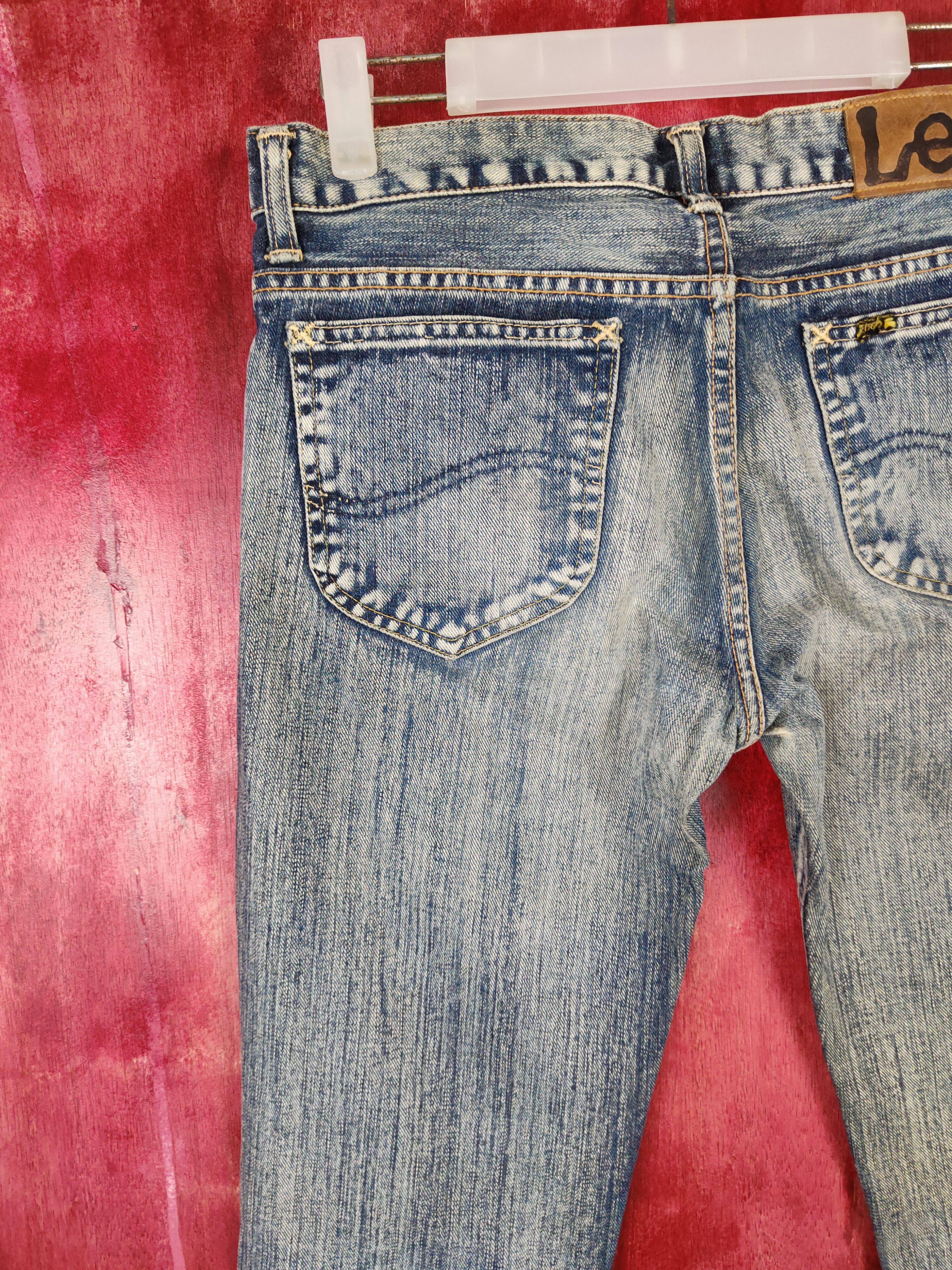 Japanese Brand Lee Riders®-Lady Blue faded denim Jeans #4898 Size 30" / US 8 / IT 44 - 8 Thumbnail