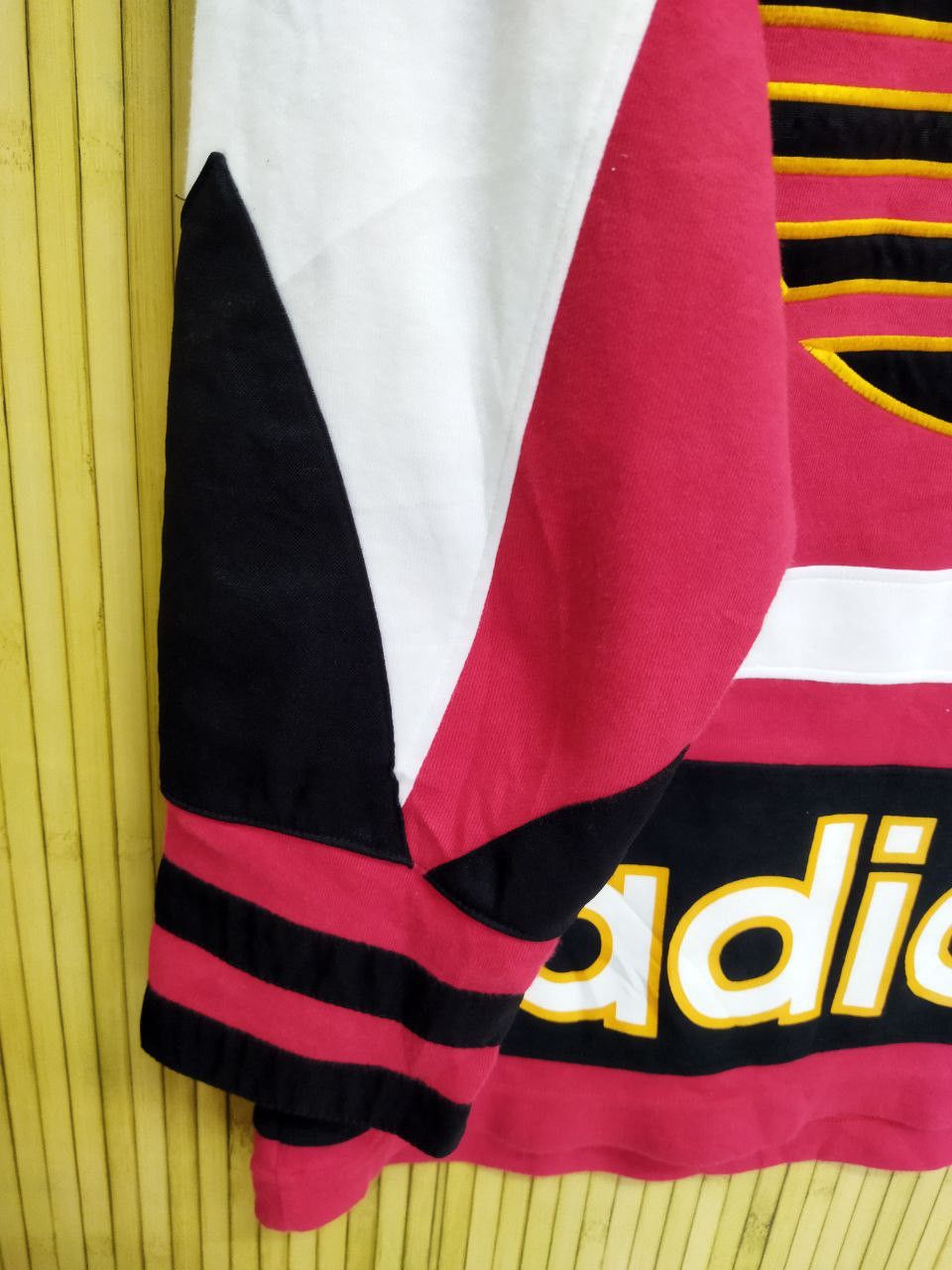 Adidas Vintage Adidas Trefoil Big Logo Spellout Sweatshirt Size US L / EU 52-54 / 3 - 7 Thumbnail
