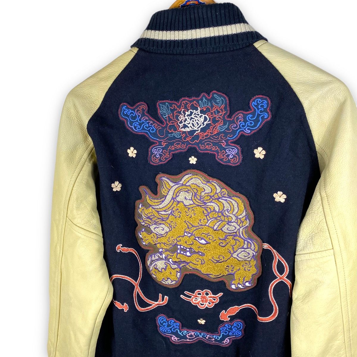 Vintage TAKEO KIKUCHI SUKAJAN WOOL LEATHER SLEEVE VARSITY JACKET Size US M / EU 48-50 / 2 - 3 Thumbnail