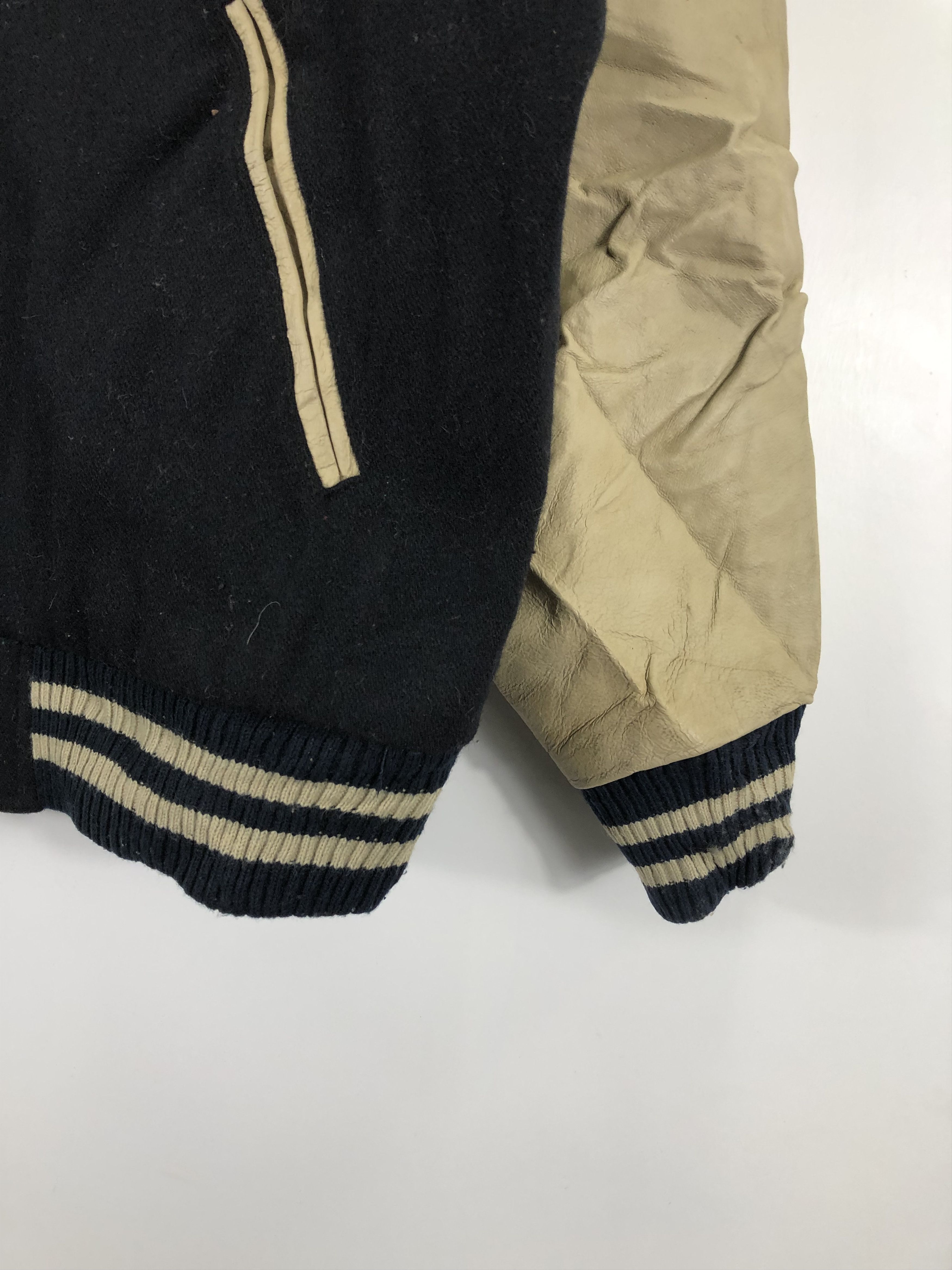 Vintage Vintage 90s American Club Leather Varsity Jacket V0226 Size US M / EU 48-50 / 2 - 5 Thumbnail