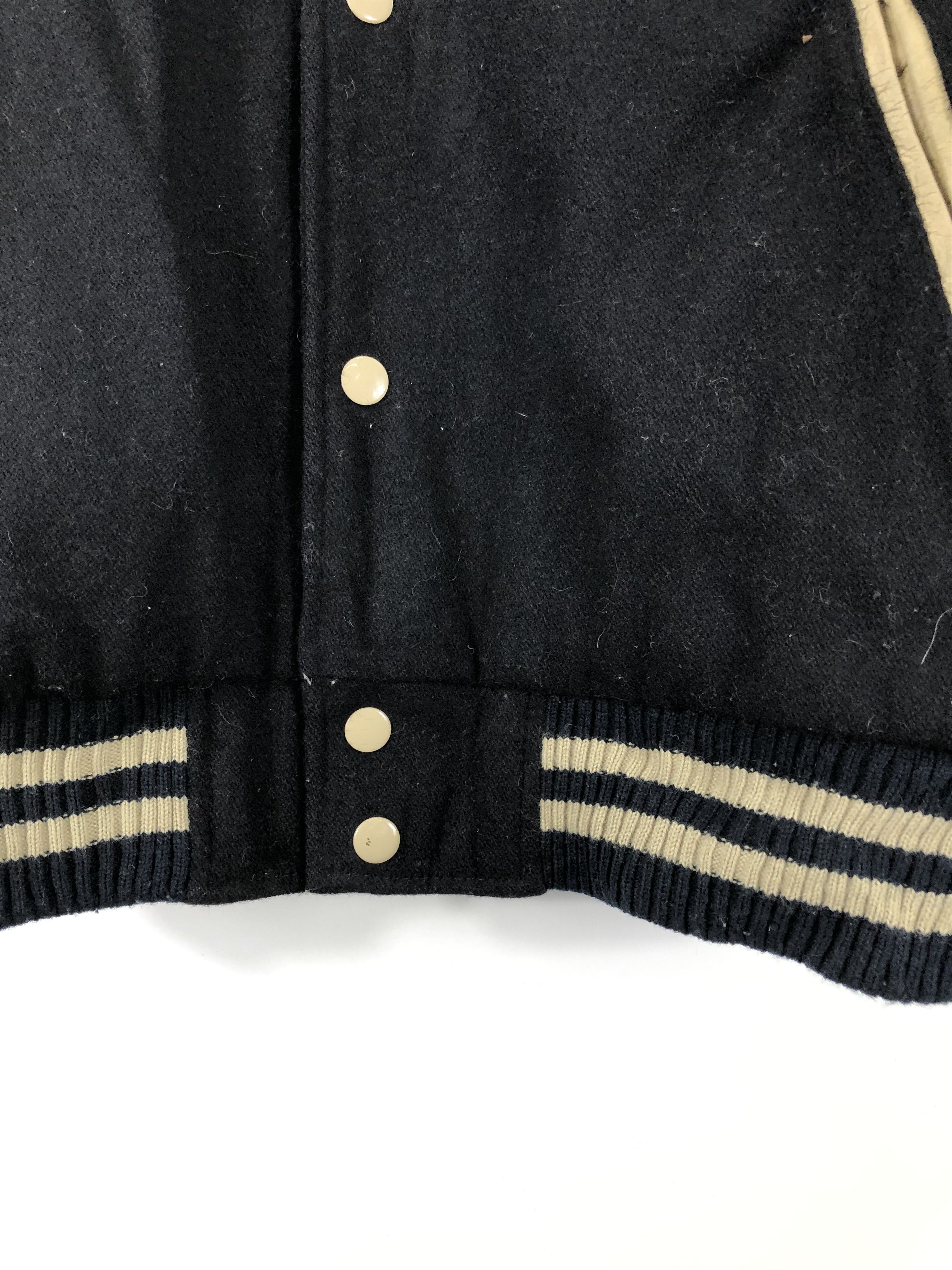 Vintage Vintage 90s American Club Leather Varsity Jacket V0226 Size US M / EU 48-50 / 2 - 6 Thumbnail