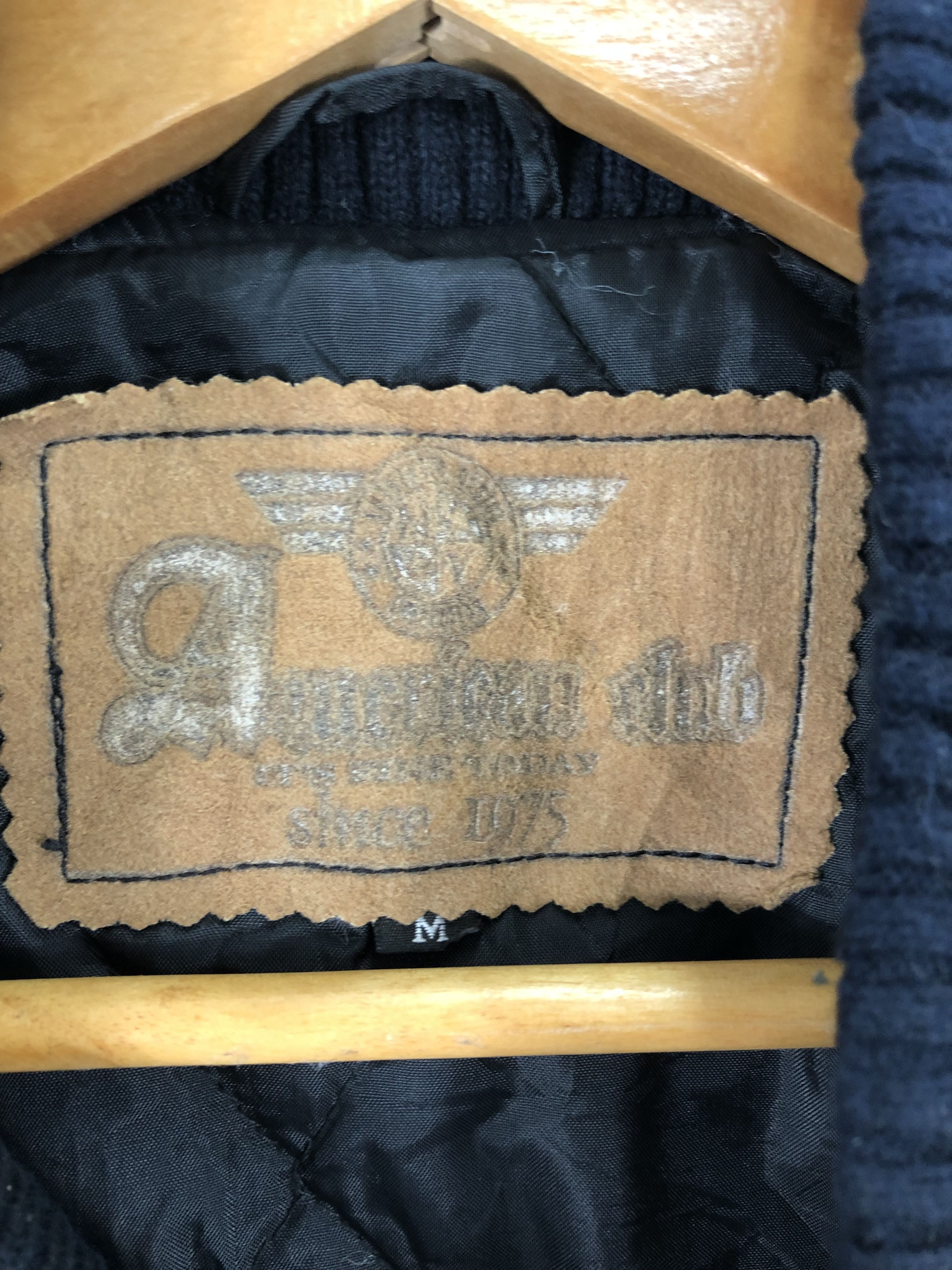 Vintage Vintage 90s American Club Leather Varsity Jacket V0226 Size US M / EU 48-50 / 2 - 7 Thumbnail