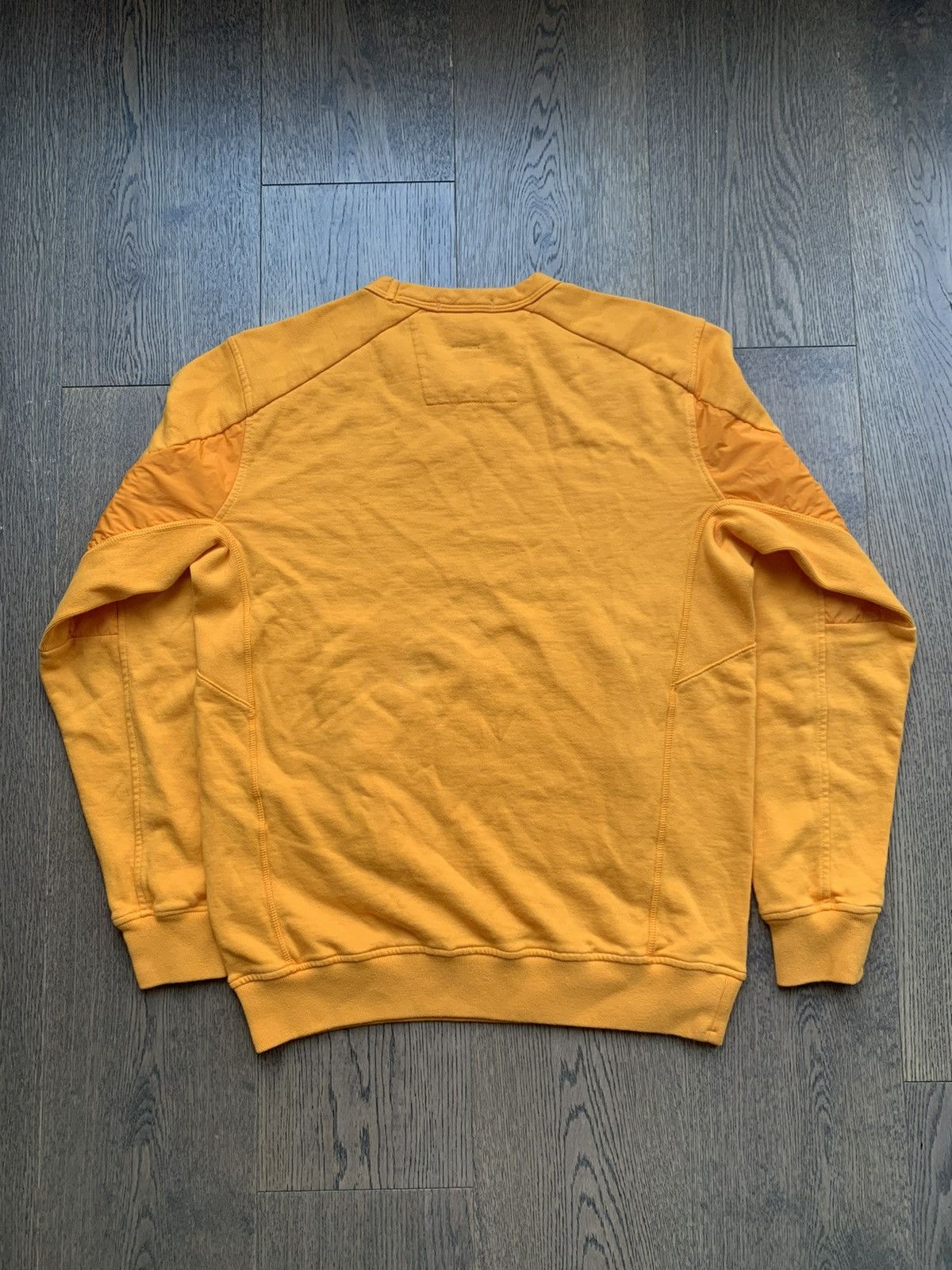 C.P. Company Two-toned nylon panelled crewneck sweatshirt Size US M / EU 48-50 / 2 - 5 Thumbnail