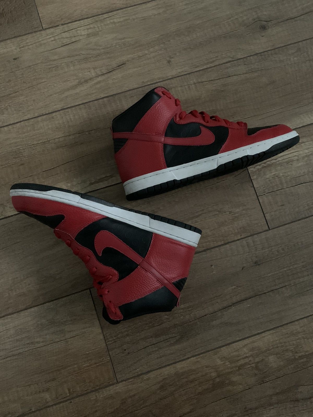 Nike RARE Nike Dunk High Be True To Your Street Bred Black Red Size US 10.5 / EU 43-44 - 22 Thumbnail