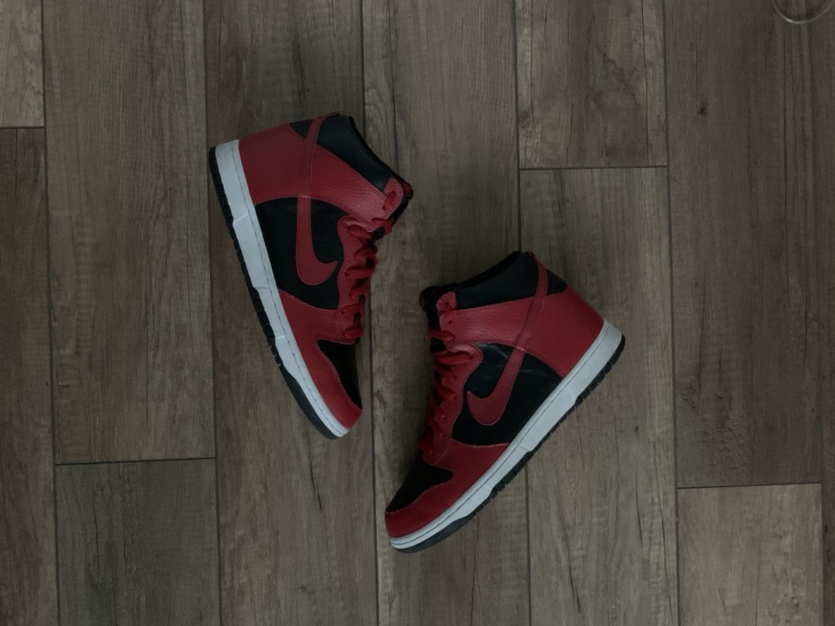 Nike RARE Nike Dunk High Be True To Your Street Bred Black Red Size US 10.5 / EU 43-44 - 14 Thumbnail