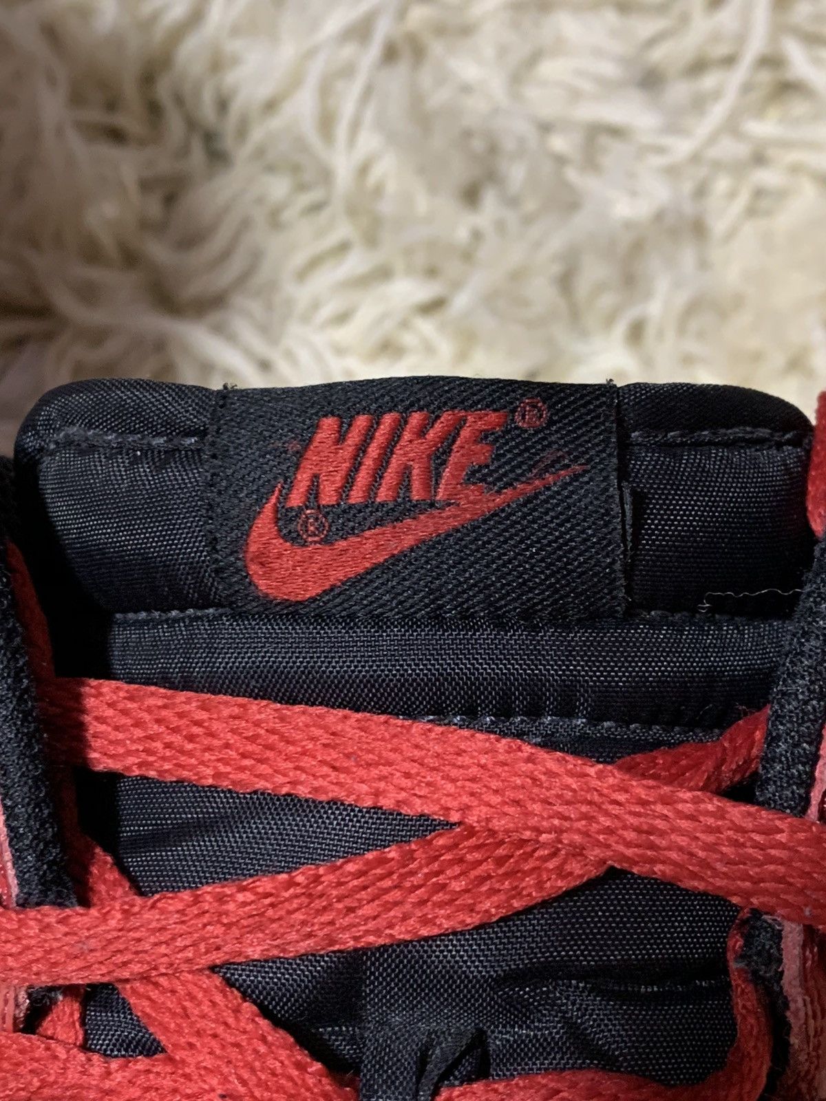 Nike RARE Nike Dunk High Be True To Your Street Bred Black Red Size US 10.5 / EU 43-44 - 11 Thumbnail