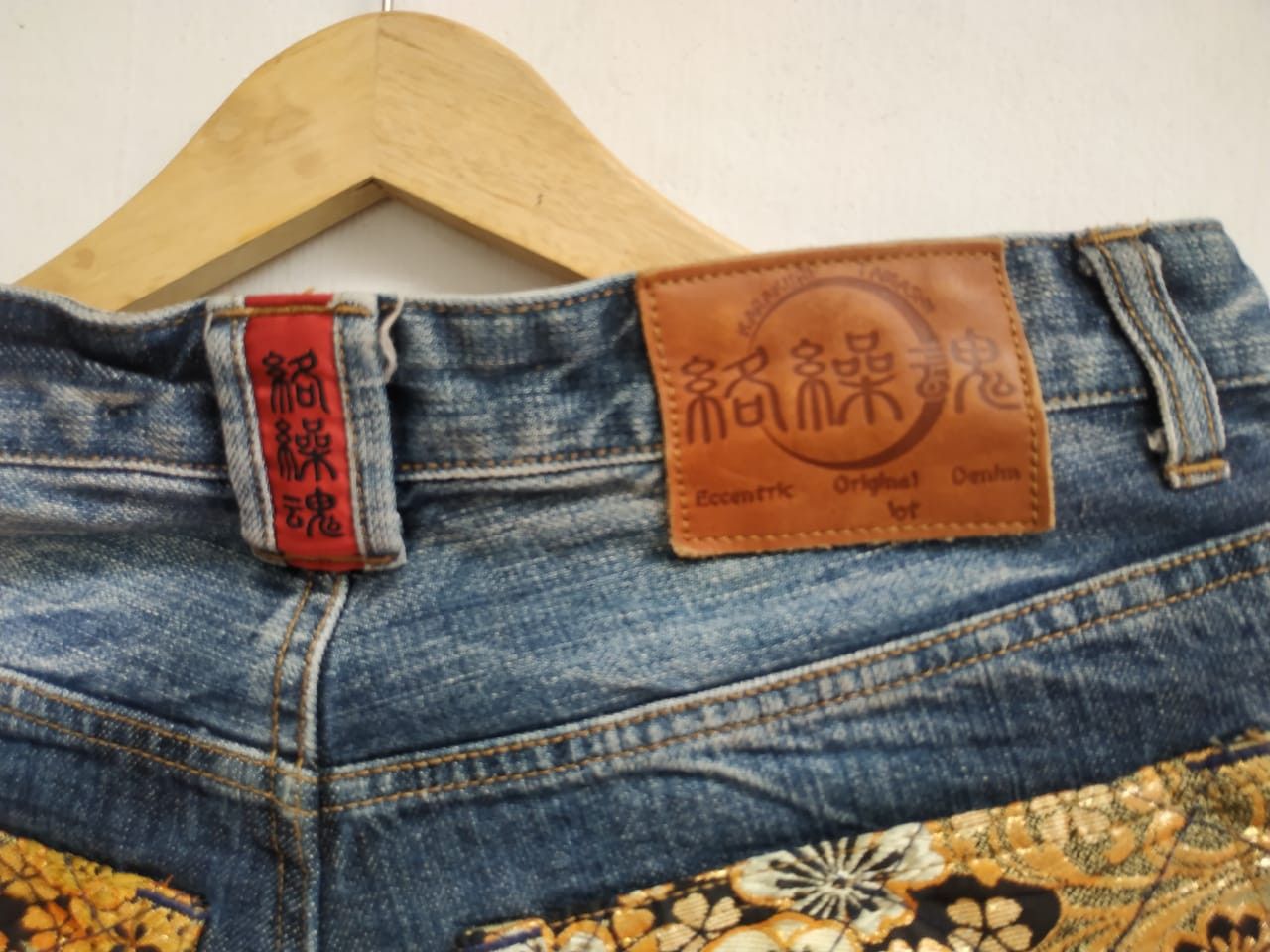 Japanese Brand Karakuri Tamashi Japan, Embroidery Jeans Size US 30 / EU 46 - 5 Thumbnail