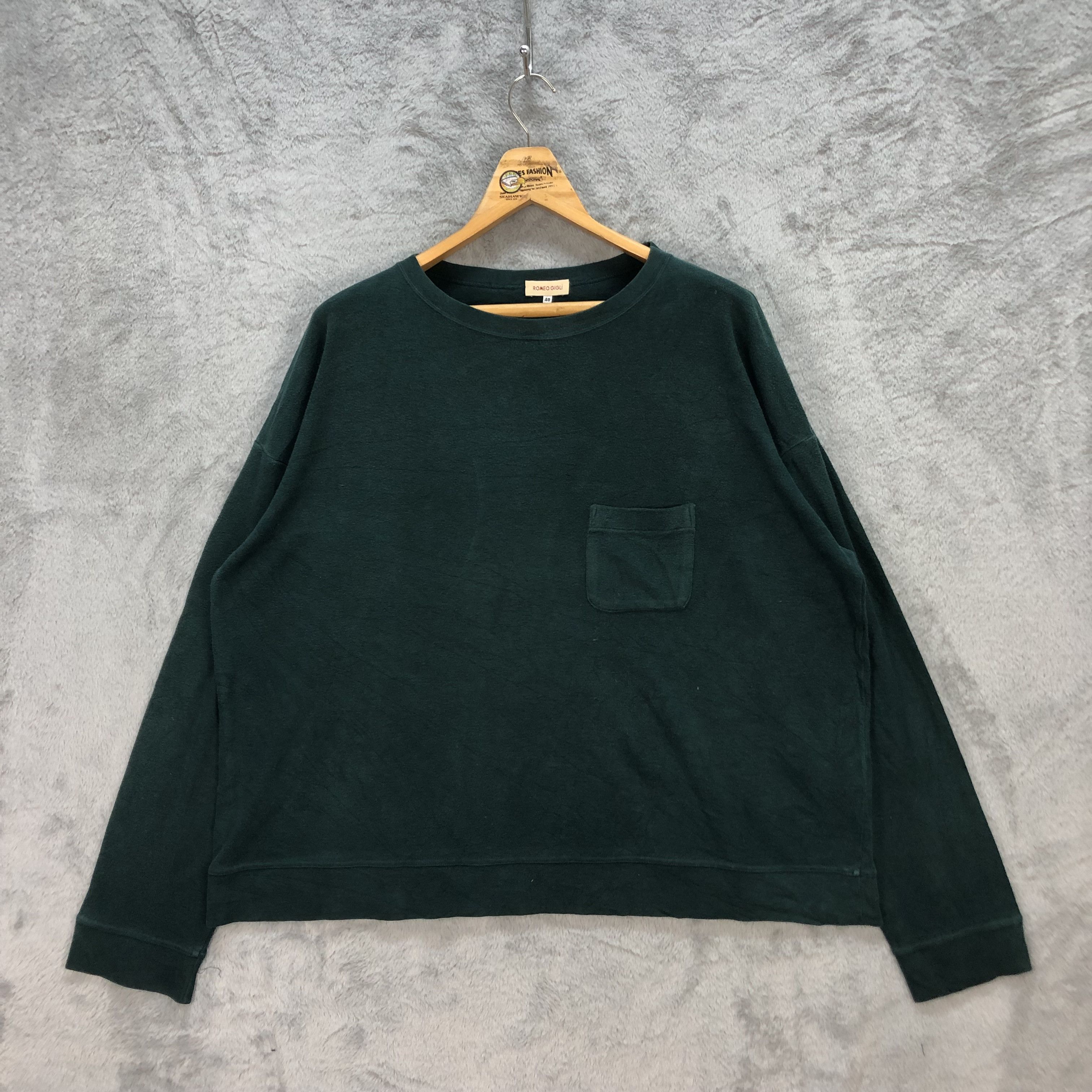 Romeo Gigli Romeo Gigli Single Pocket Oversize Sweatshirts #5681-202 Size US M / EU 48-50 / 2 - 1 Thumbnail