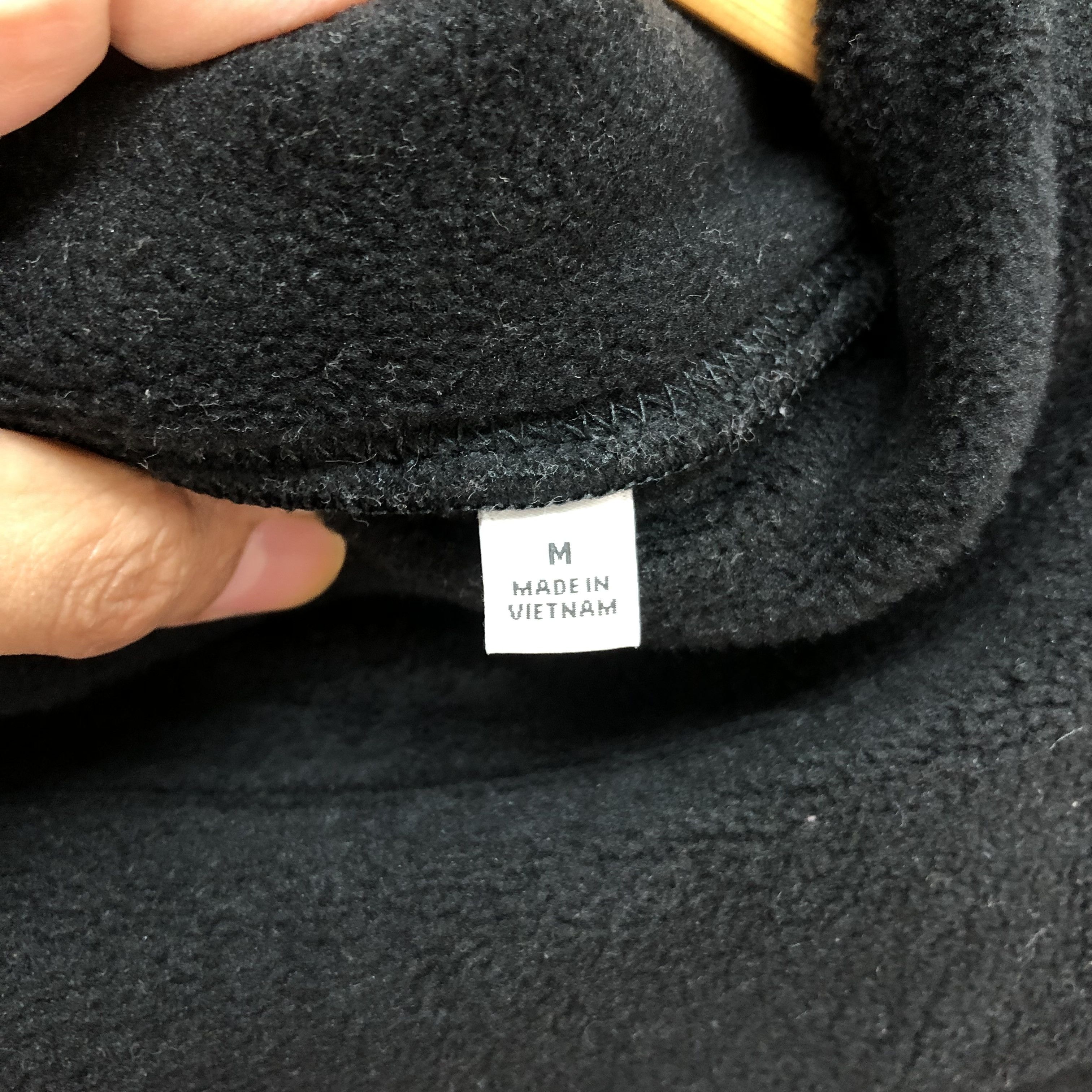 Uniqlo × White Mountaineering Uniqlo X White Mountaineering Fleece Sweater #5275-182 Size M / US 6-8 / IT 42-44 - 7 Thumbnail