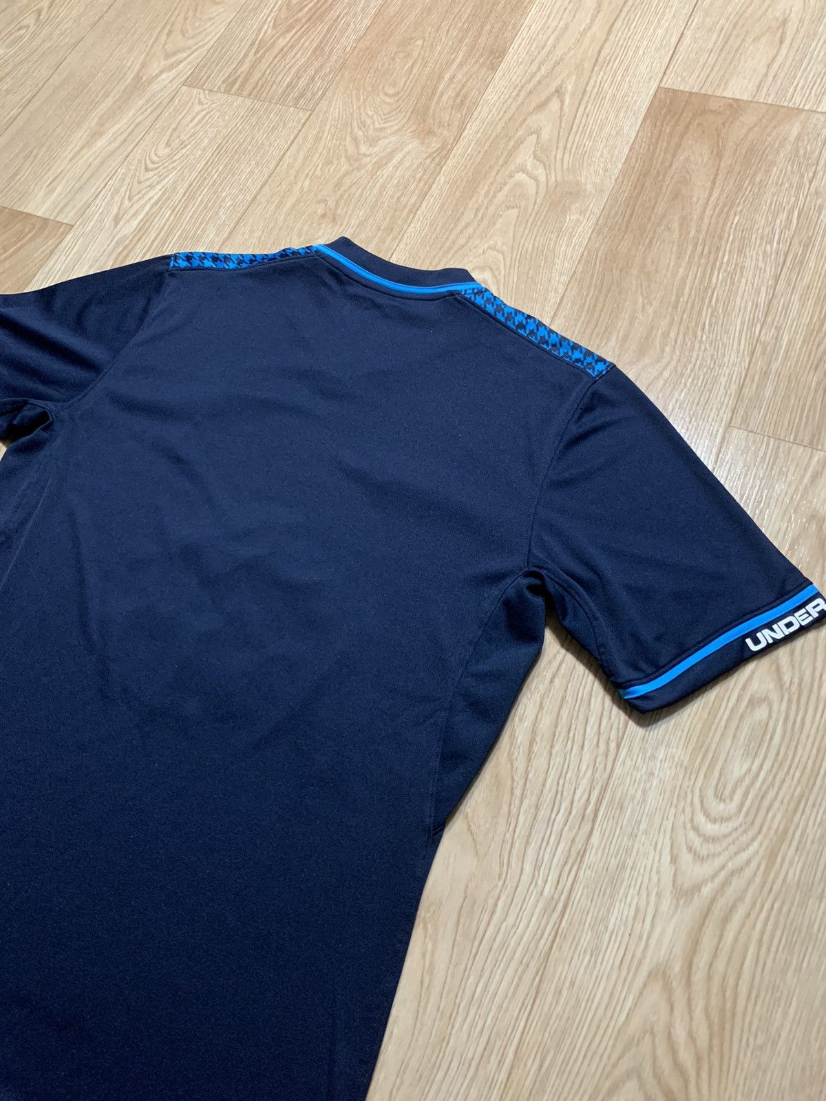 Under Armour TOTTENHAM HOTSPUR 2013 2014 THIRD SHIRT FOOTBALL SOCCER Size US M / EU 48-50 / 2 - 10 Thumbnail