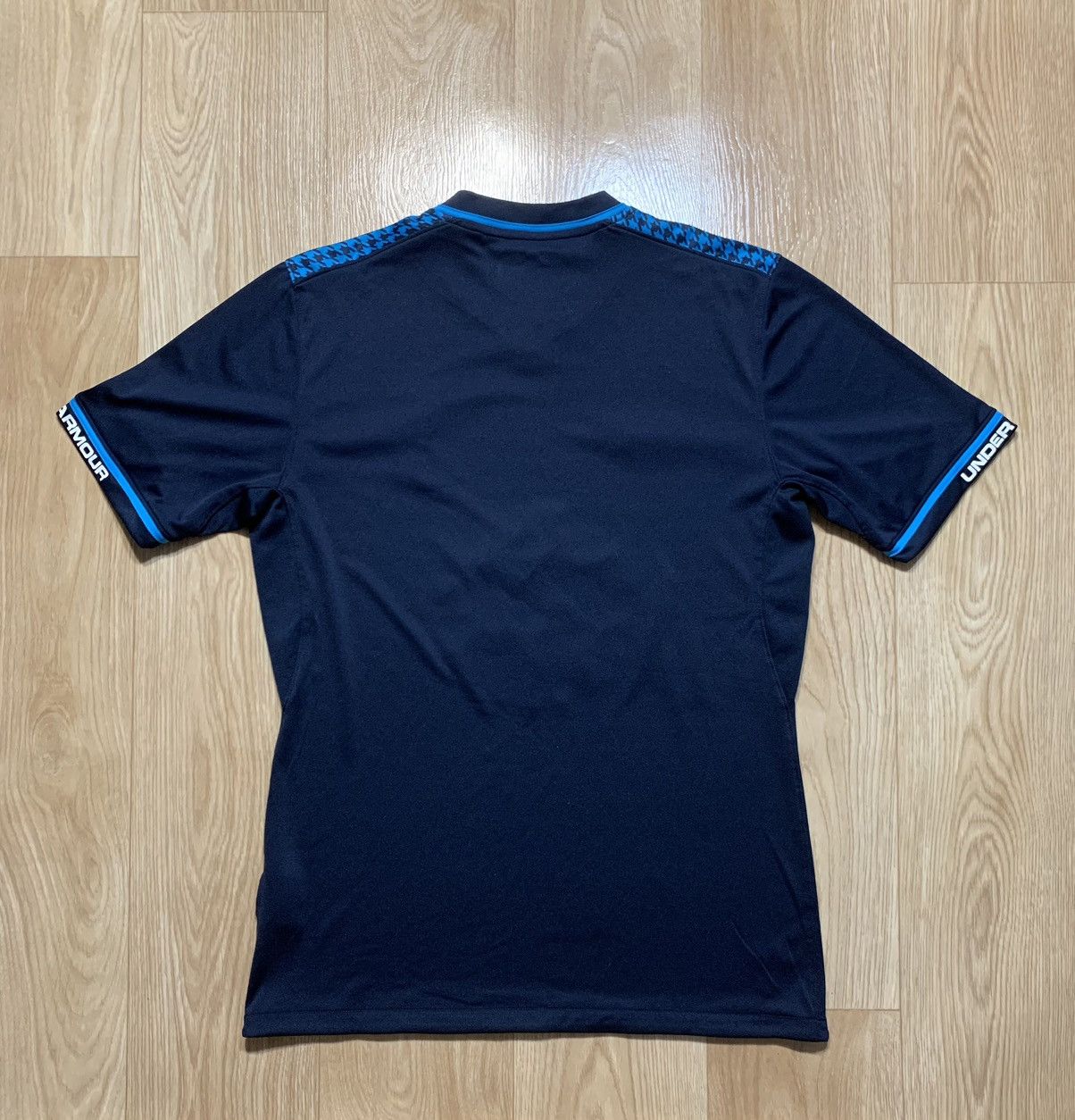 Under Armour TOTTENHAM HOTSPUR 2013 2014 THIRD SHIRT FOOTBALL SOCCER Size US M / EU 48-50 / 2 - 9 Thumbnail