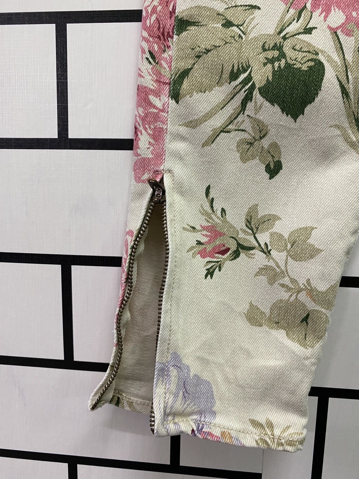 Denim & Supply Ralph Lauren × Polo Ralph Lauren × RRL Ralph Lauren DENIM & SUPPLY RALPH LAUREN Floral Motif Zipper Ankle Pants Size US 29 - 8 Thumbnail
