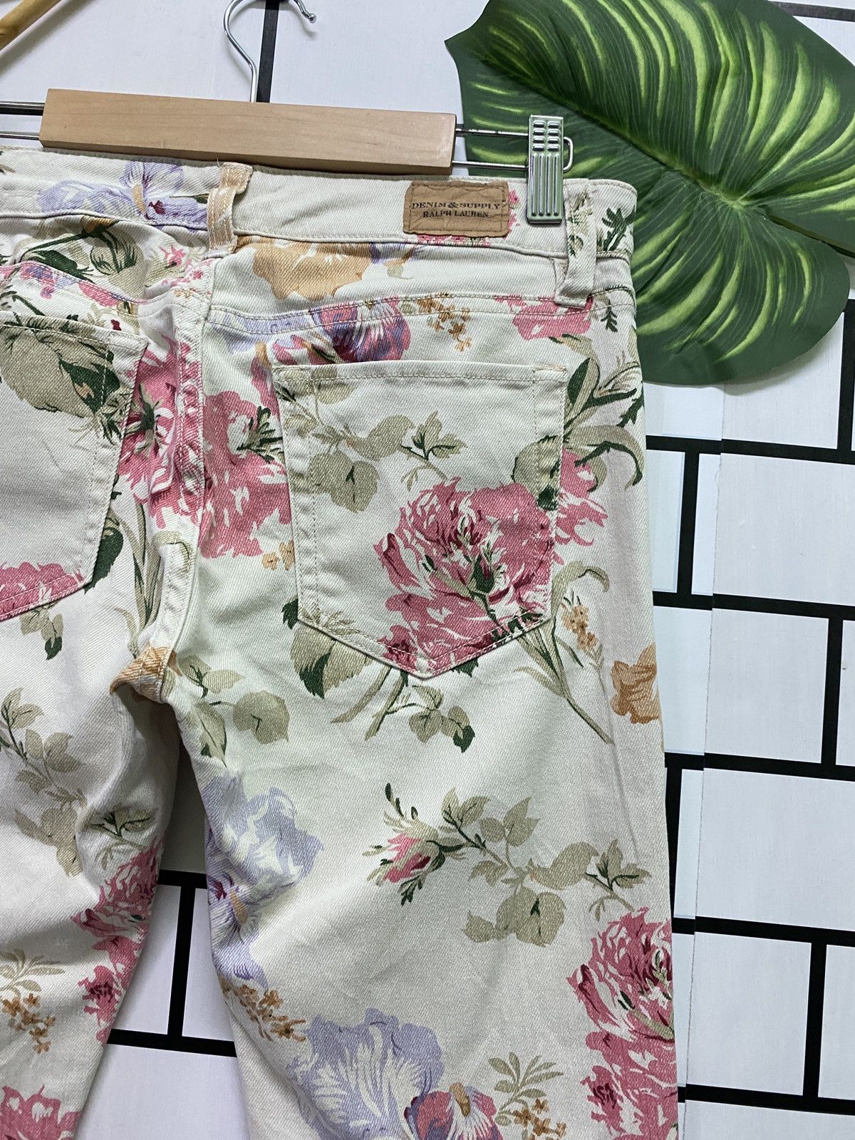 Denim & Supply Ralph Lauren × Polo Ralph Lauren × RRL Ralph Lauren DENIM & SUPPLY RALPH LAUREN Floral Motif Zipper Ankle Pants Size US 29 - 15 Thumbnail