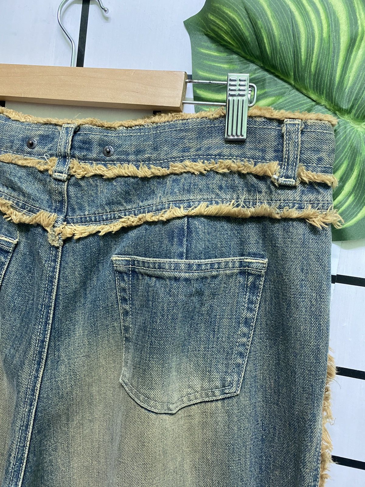 Hysteric Glamour Flare LIVRE CLAIRE Hysteric Glamour Style Bootcut Denim Size US 33 - 13 Thumbnail