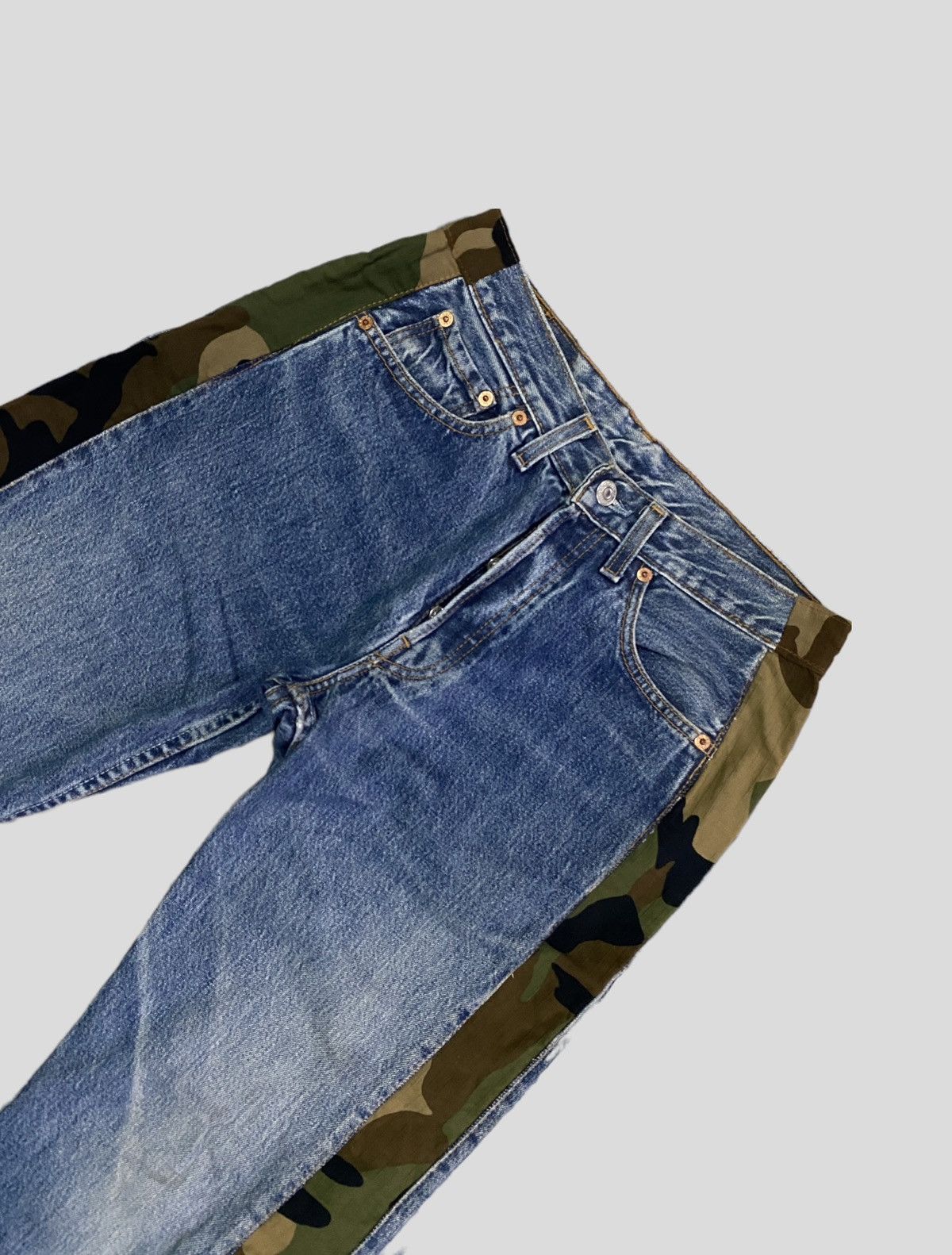 Levi's × Vintage Vintage LEVIS 501 Custom Camo Reconstructed Hybrid Denim Size US 28 / EU 44 - 4 Thumbnail