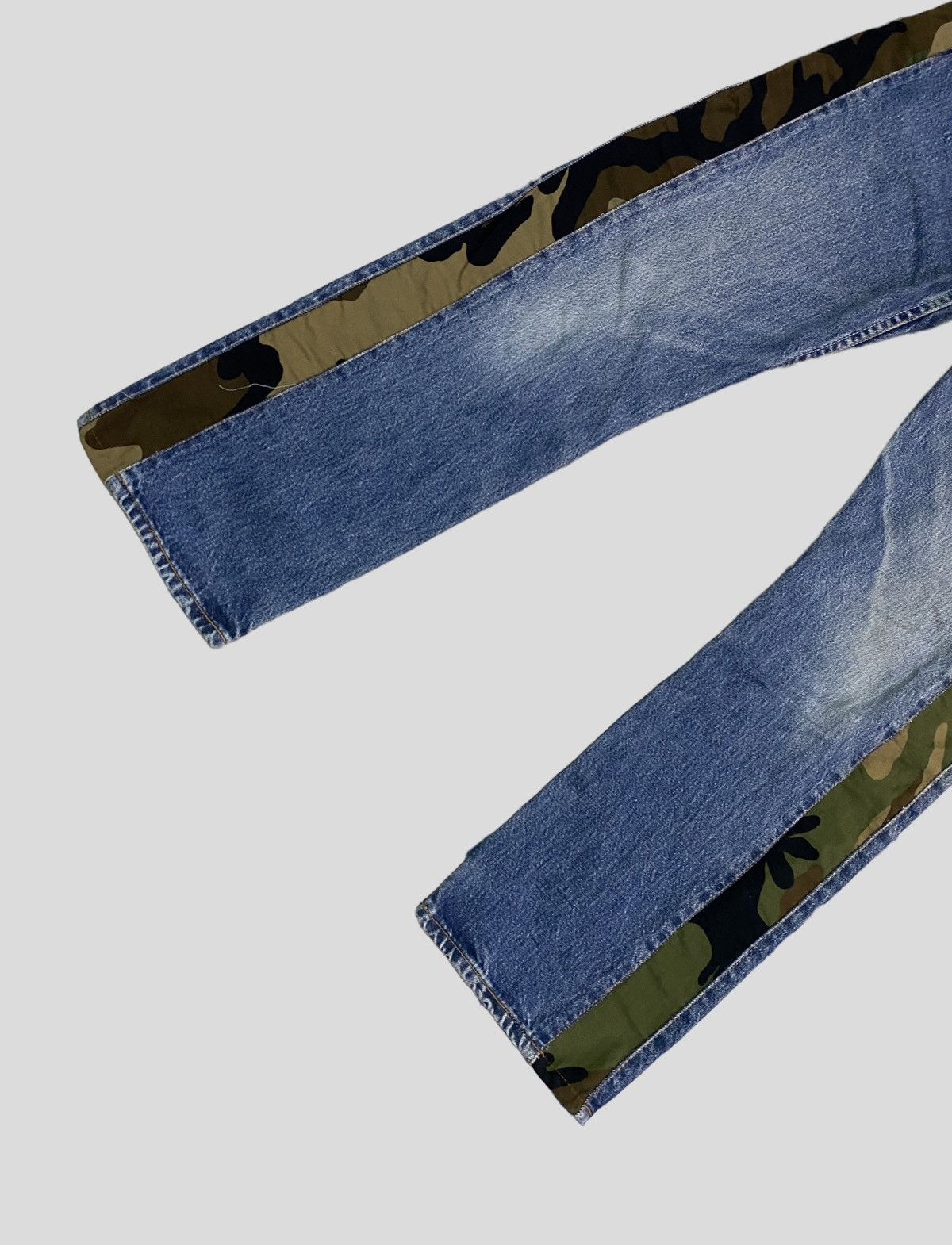 Levi's × Vintage Vintage LEVIS 501 Custom Camo Reconstructed Hybrid Denim Size US 28 / EU 44 - 5 Thumbnail