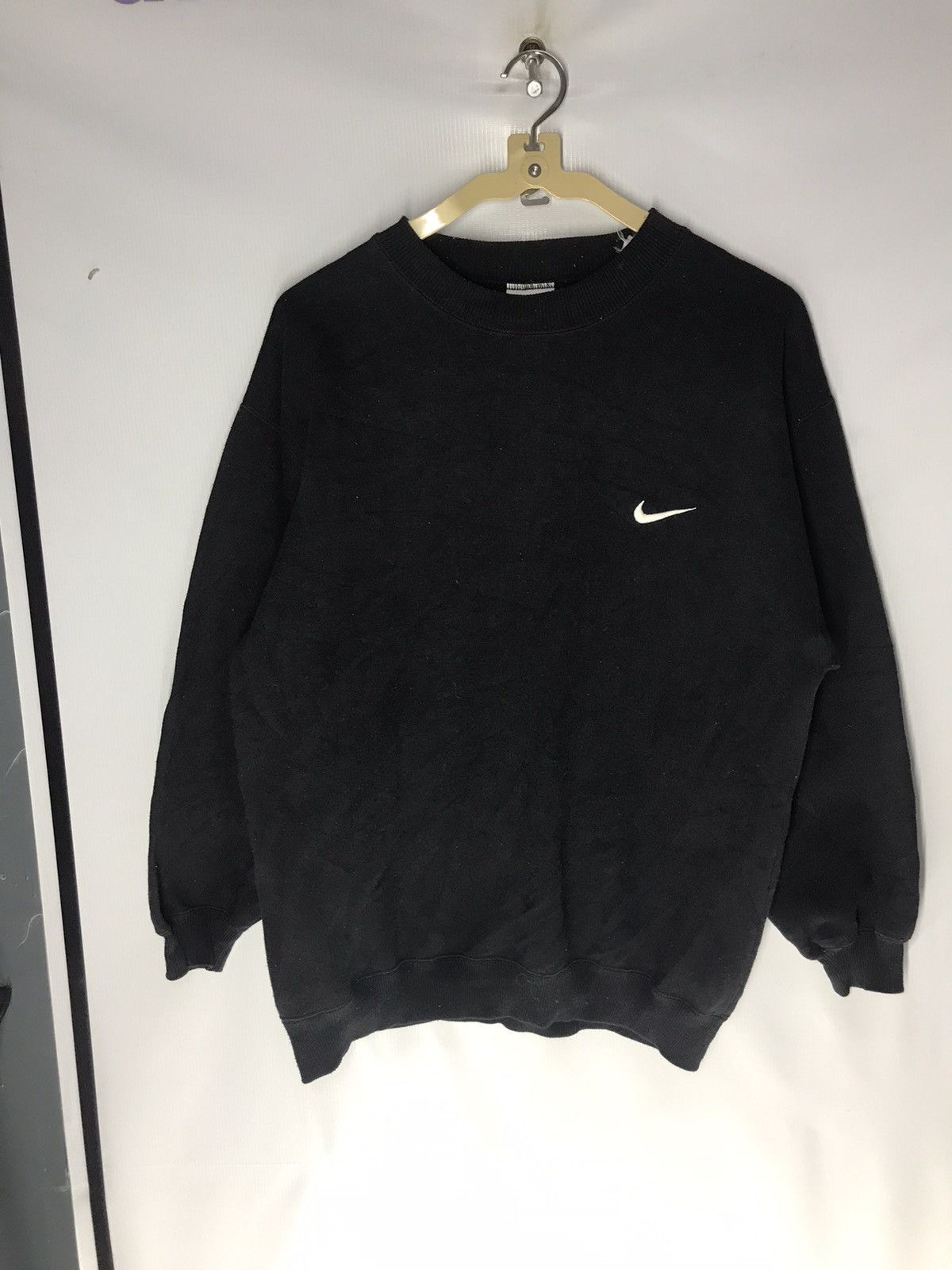Nike × Vintage Vintage nike small embroidered swoosh crewneck sweatshirt Size US M / EU 48-50 / 2 - 7 Thumbnail