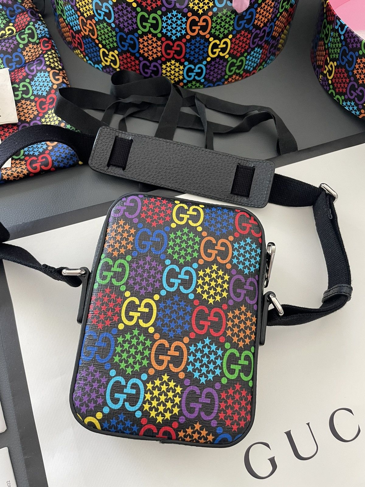 Gucci Brand NEW Rare Super Runway Limited Edition Psychedel Bag Size ONE SIZE - 11 Thumbnail