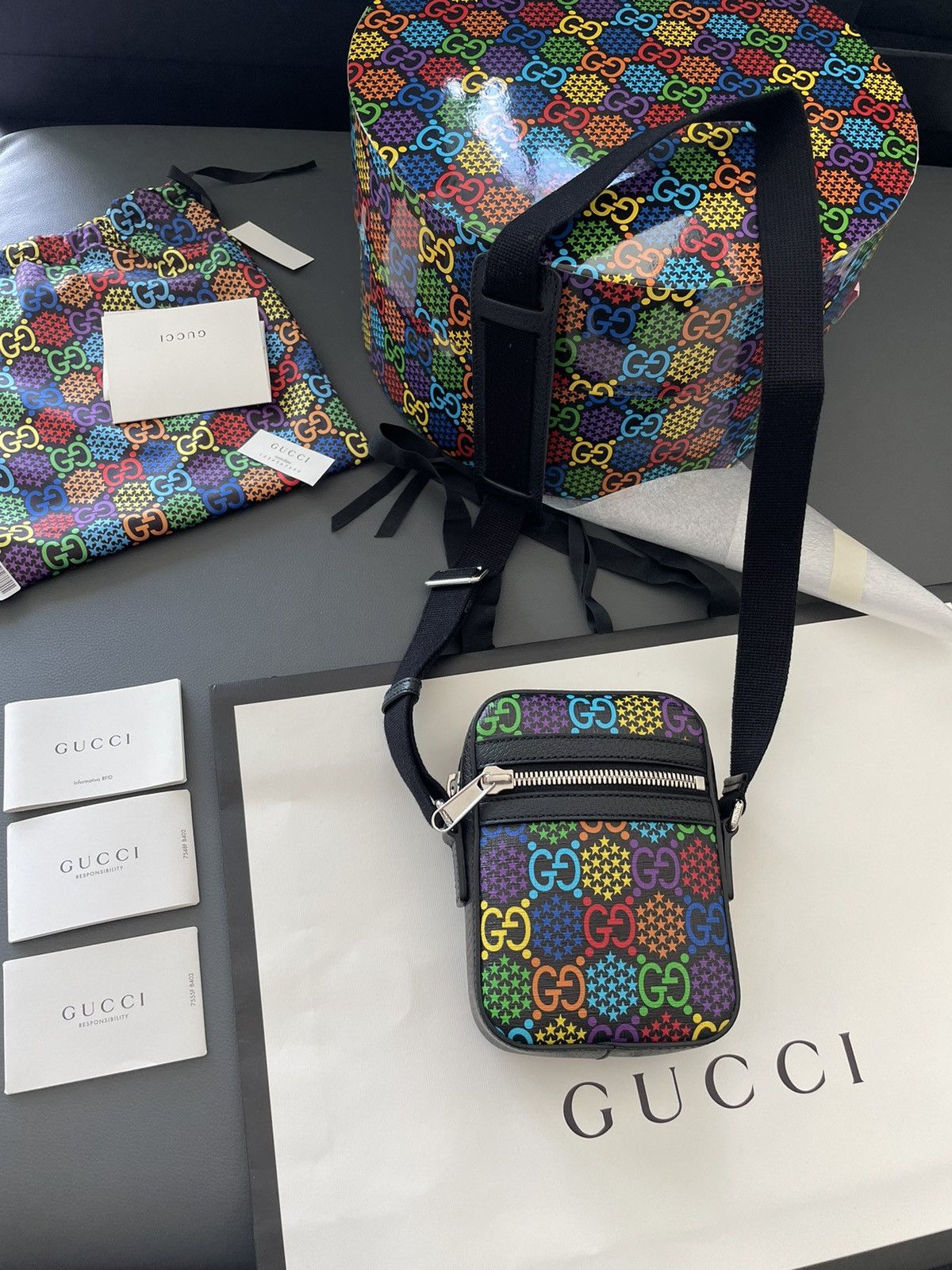 Gucci Brand NEW Rare Super Runway Limited Edition Psychedel Bag Size ONE SIZE - 8 Thumbnail