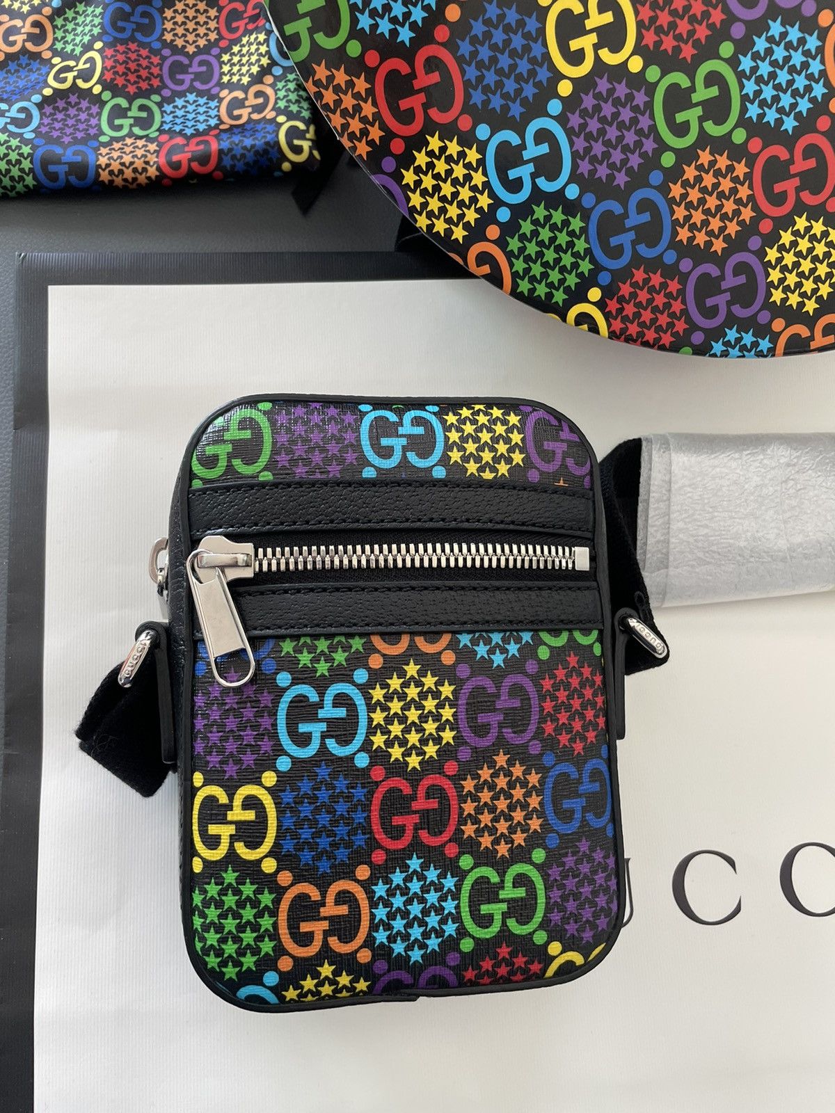 Gucci Brand NEW Rare Super Runway Limited Edition Psychedel Bag Size ONE SIZE - 23 Thumbnail