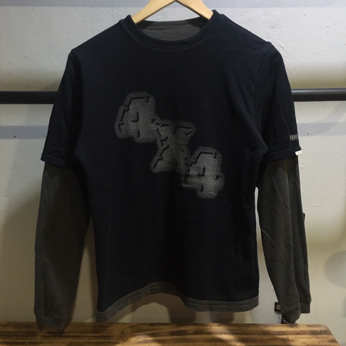 Neighborhood 2000/2001 Neighborhood 4x4 NHBRIGADE Reversible Longsleeve Size US XS / EU 42 / 0 - 1 Thumbnail