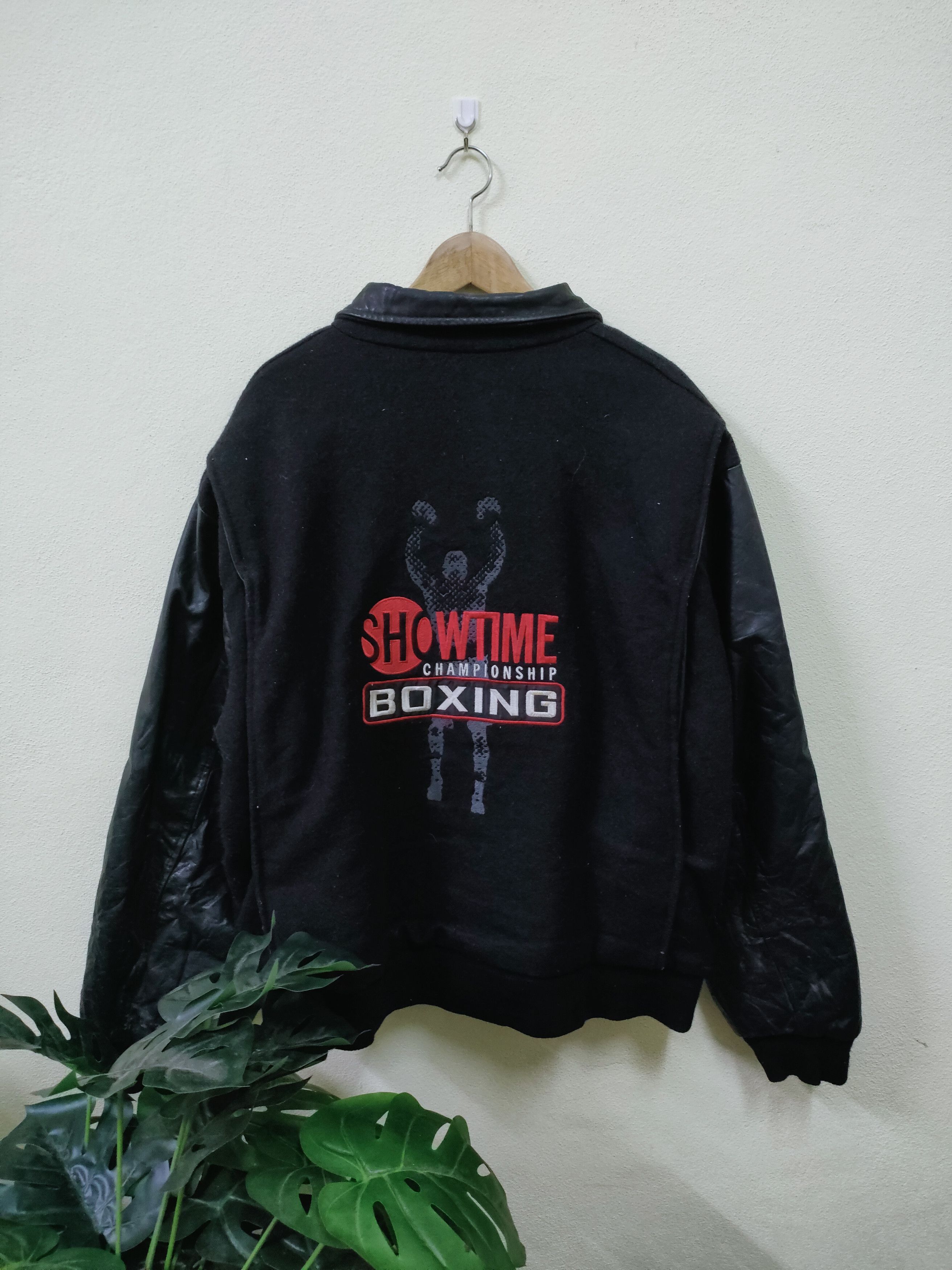 Vintage Vintage 90s Varsity Showtime Championship Boxing Size US XL / EU 56 / 4 - 1 Thumbnail