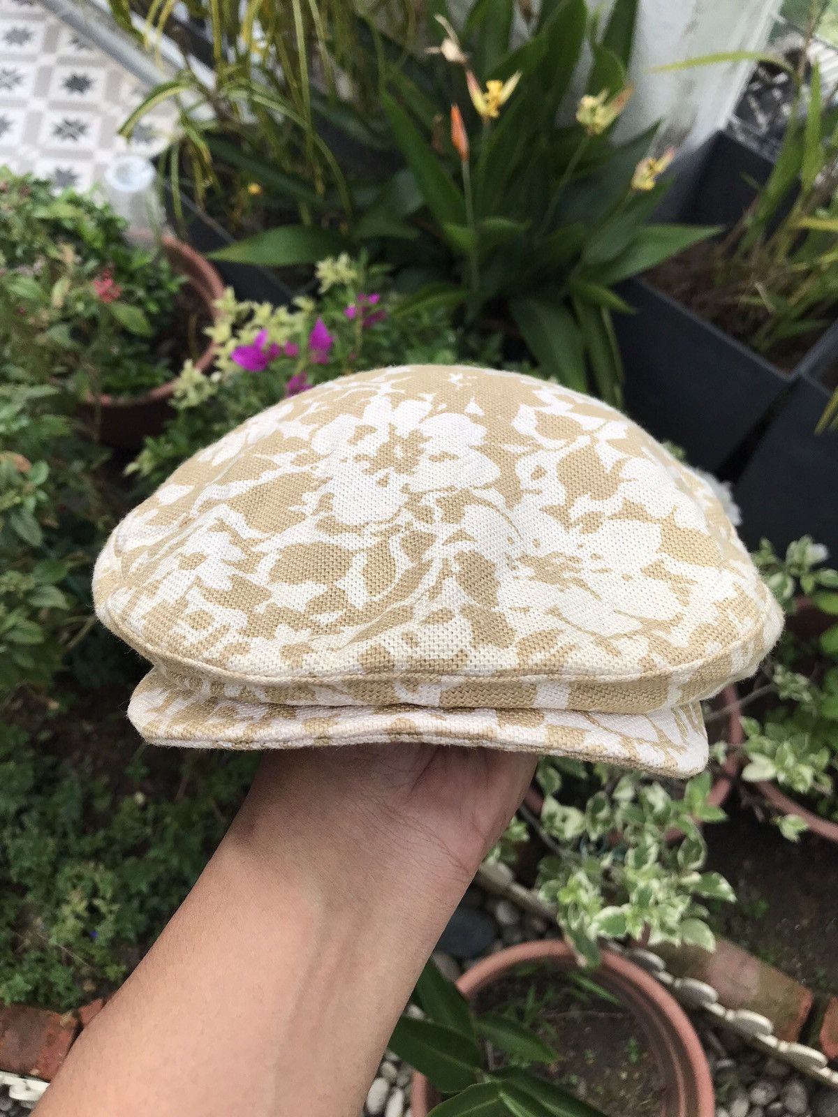 CA4LA ACCEPT OFFER 💥 CA4LA FLORA FLAT CAP HAT WITH STONES🇯🇵 Size ONE SIZE - 2 Thumbnail