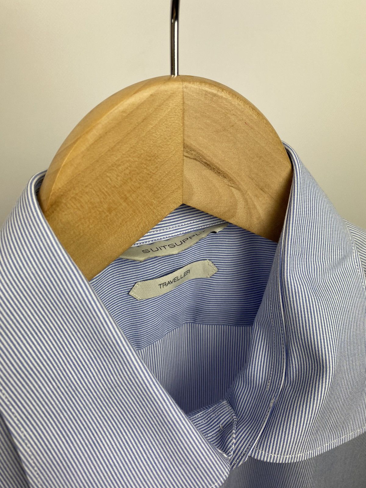 Suitsupply Suitsupply Traveler men’s striped slim fit button up shirt Size US M / EU 48-50 / 2 - 15 Thumbnail
