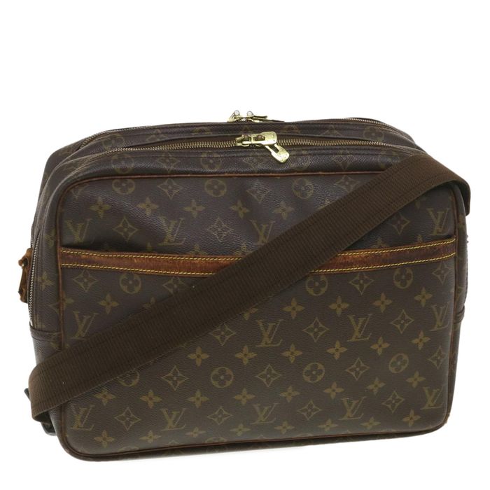 LOUIS VUITTON Monogram Reporter GM Shoulder Bag M45252 LV Auth