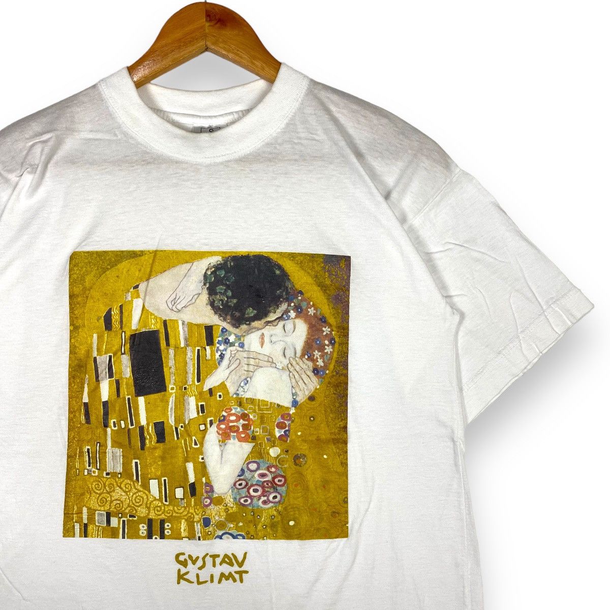 Vintage Vintage 90's GUSTAV KLIMT The Kiss Art Graphic Tee Size US S / EU 44-46 / 1 - 2 Thumbnail