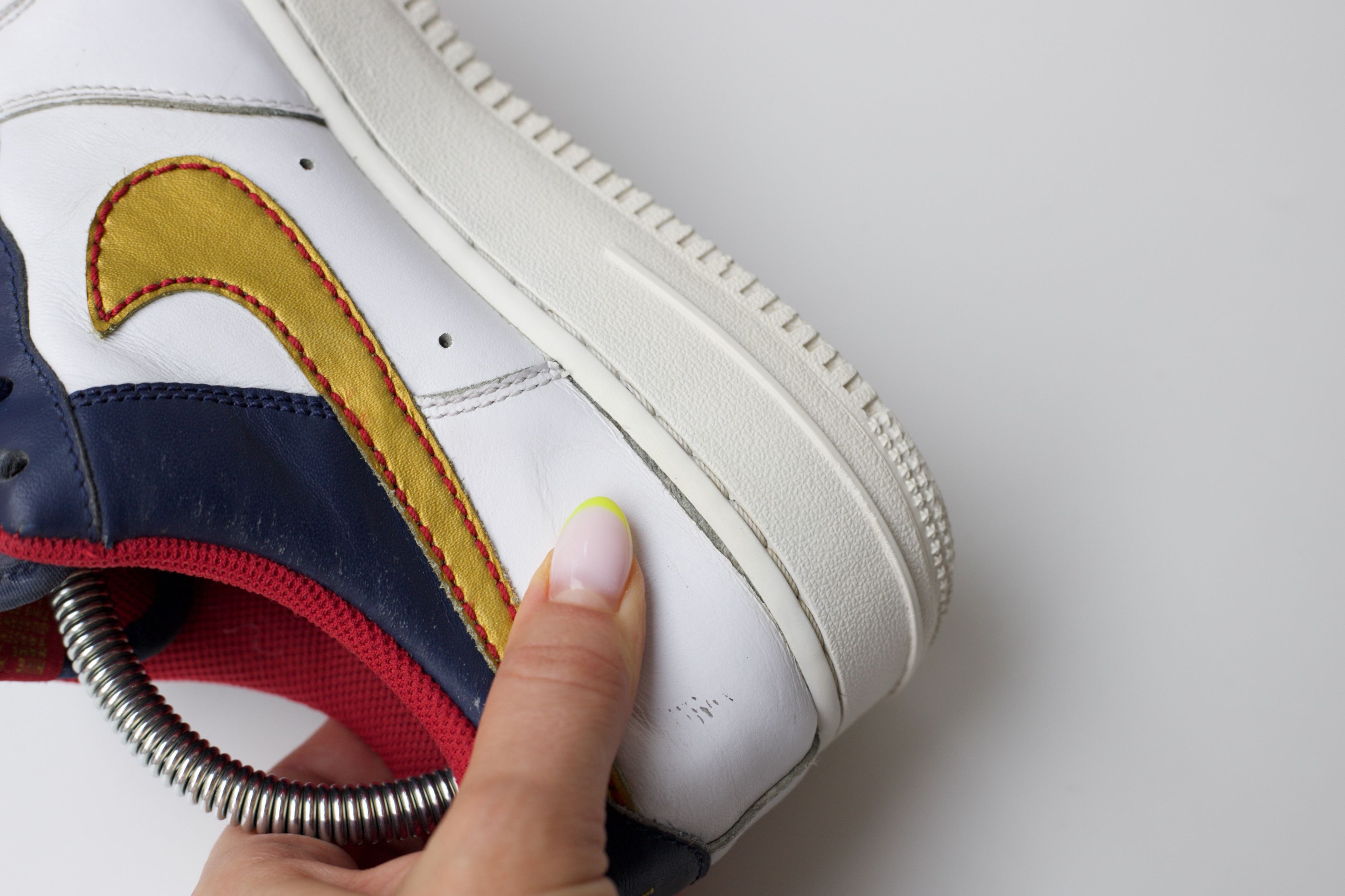 Nike 2007 Nike Air Force 1 "Olympic" Size US 7 / EU 40 - 12 Thumbnail