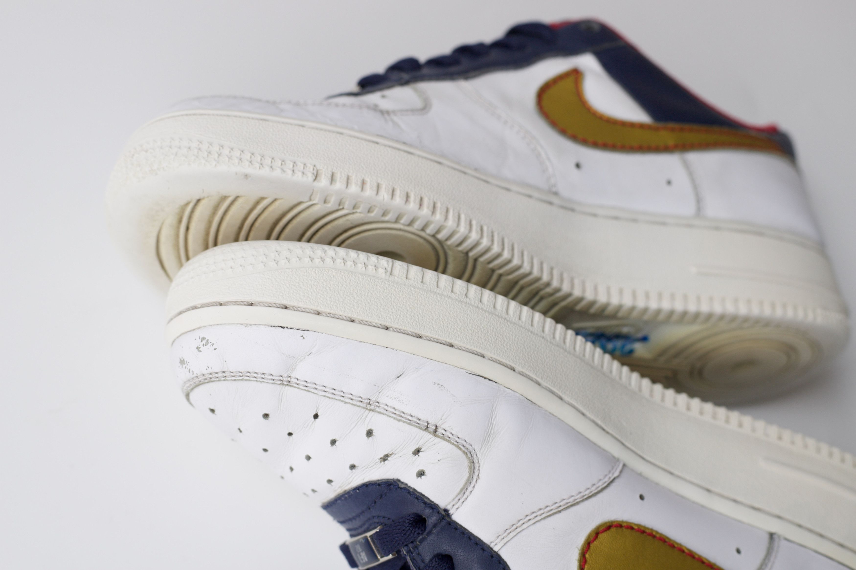 Nike 2007 Nike Air Force 1 "Olympic" Size US 7 / EU 40 - 9 Thumbnail