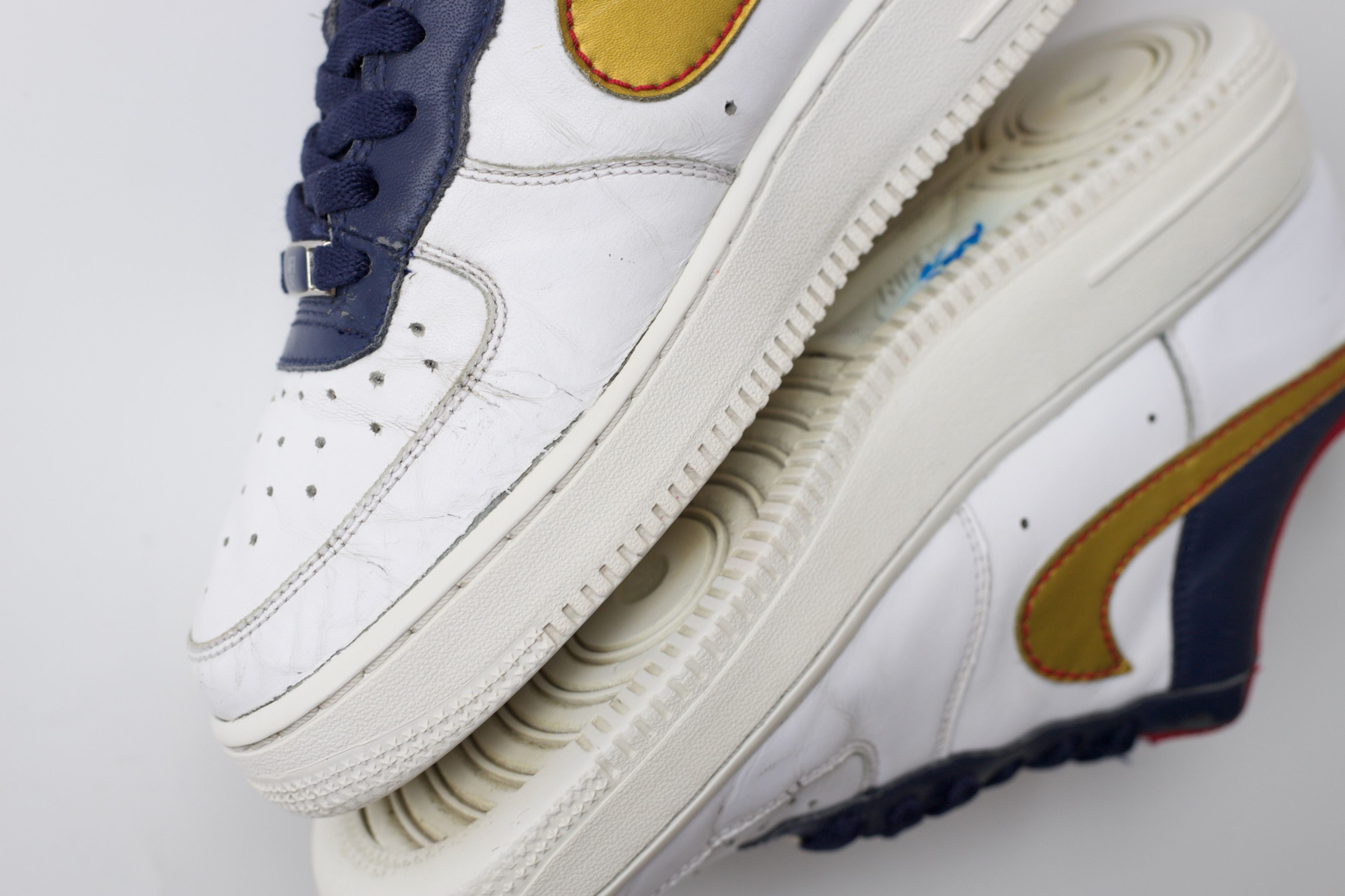Nike 2007 Nike Air Force 1 "Olympic" Size US 7 / EU 40 - 8 Thumbnail