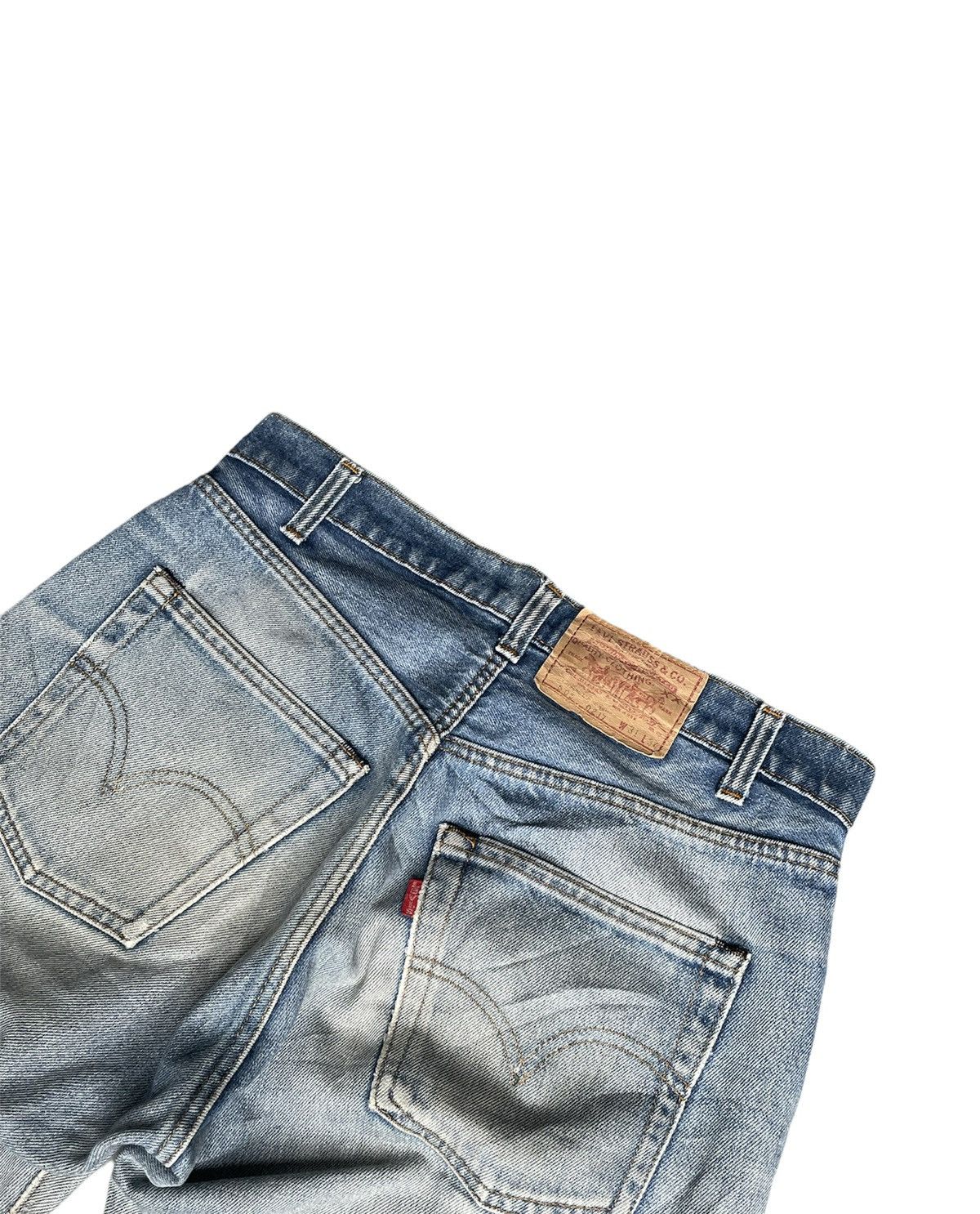 Levi's Levis 505 e 1982 Vintage Aging Distressed Denim Size US 31 - 13 Thumbnail
