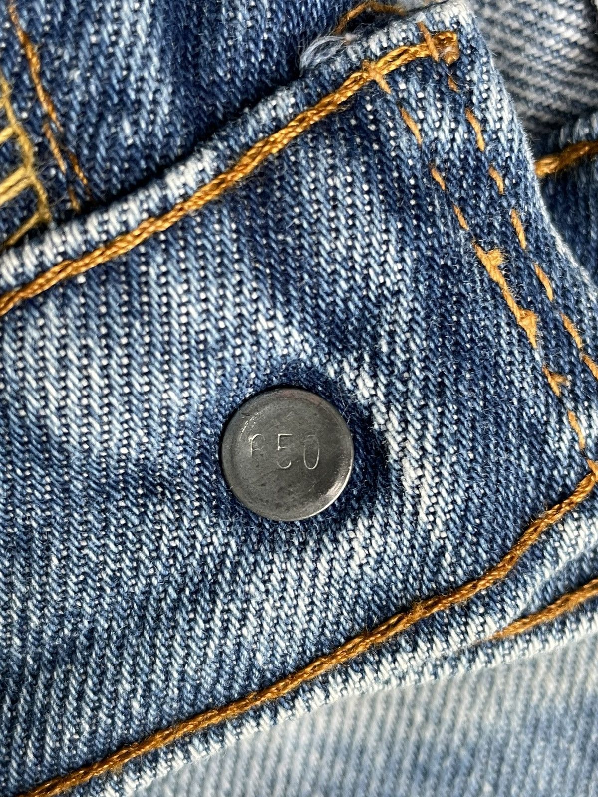 Levi's Levis 505 e 1982 Vintage Aging Distressed Denim Size US 31 - 20 Thumbnail