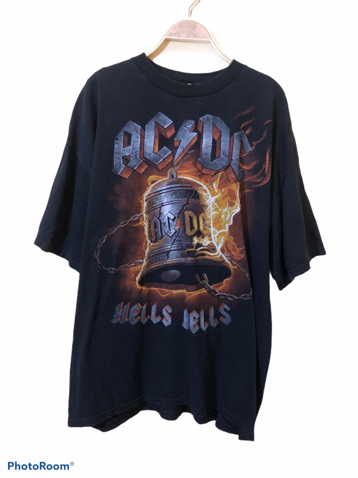 AC/DC × Band Tees AC/DC hells Bells great condition size XxL Size US XXL / EU 58 / 5 - 1 Thumbnail