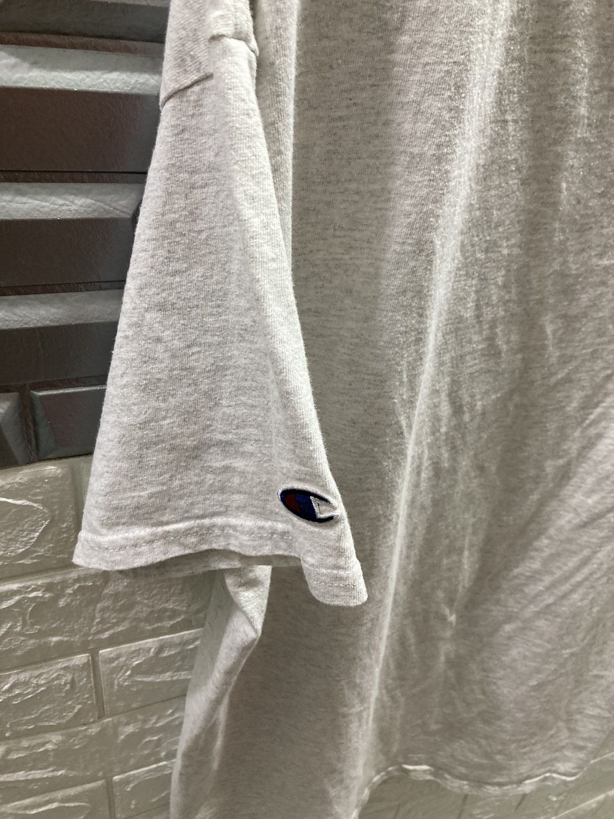 Champion × Mega Yacht × Vintage Vintage 90s Mega Yacht Saint Laurent t shirt Size US L / EU 52-54 / 3 - 6 Thumbnail