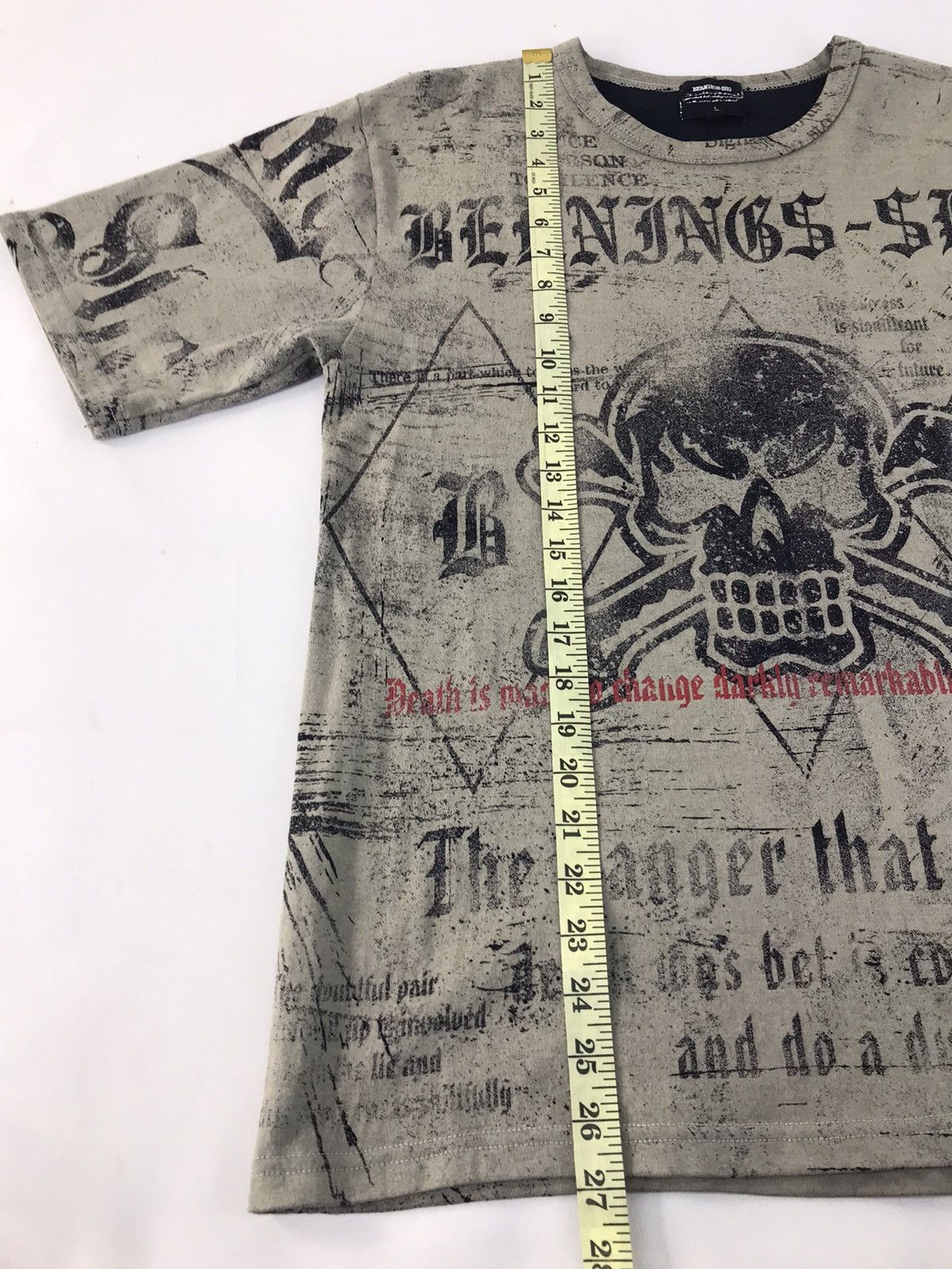 Japanese Brand Bernings-Sho Overprint Skull Design Tee Size US M / EU 48-50 / 2 - 10 Thumbnail
