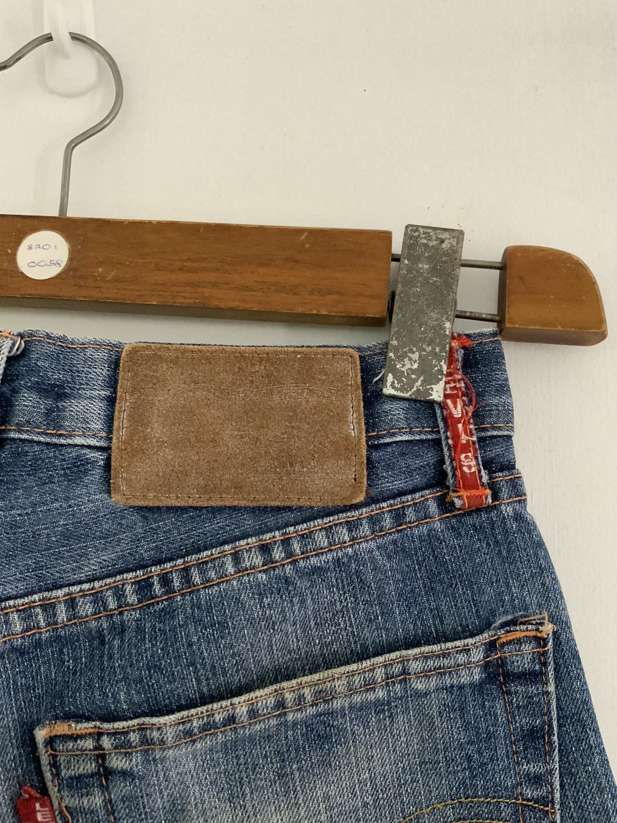 Levi's Vintage Big E Levi’s Selvedge Distressed Jeans Size US 28 / EU 44 - 16 Thumbnail