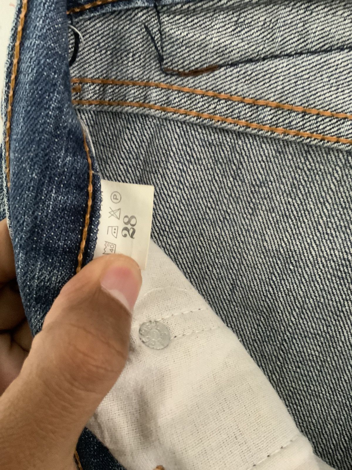Levi's Vintage Big E Levi’s Selvedge Distressed Jeans Size US 28 / EU 44 - 23 Thumbnail