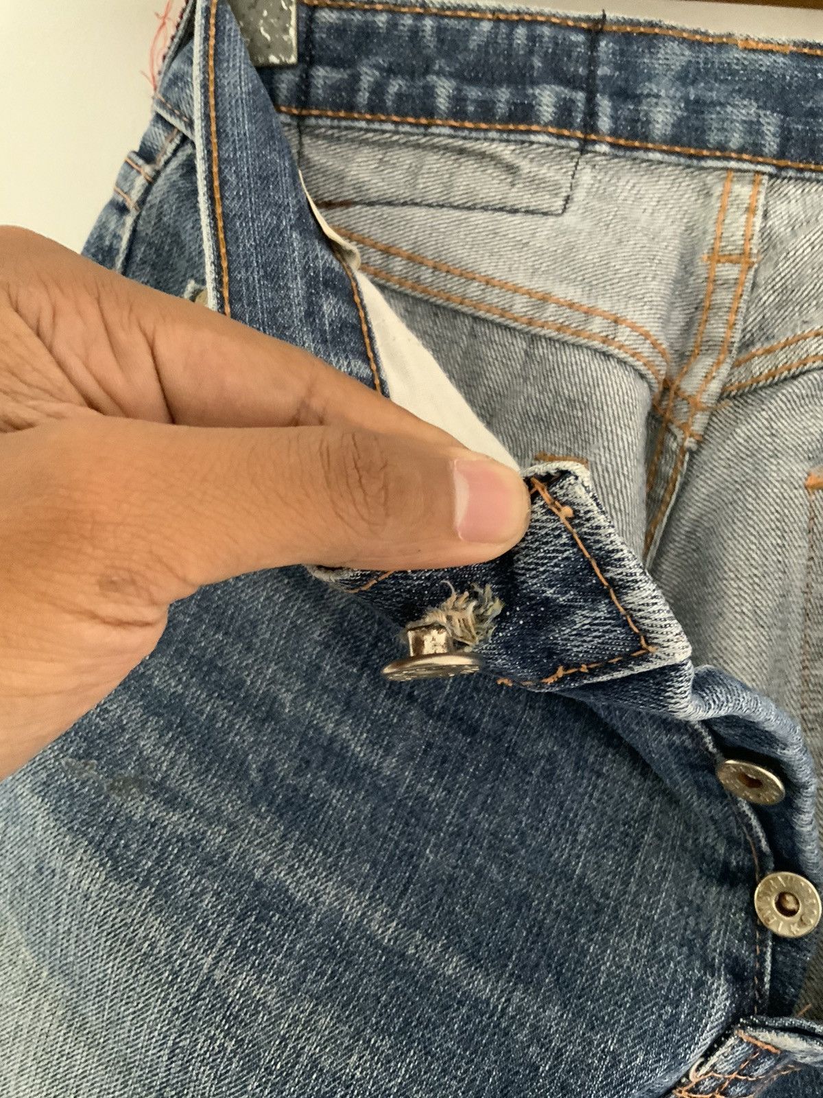 Levi's Vintage Big E Levi’s Selvedge Distressed Jeans Size US 28 / EU 44 - 21 Thumbnail